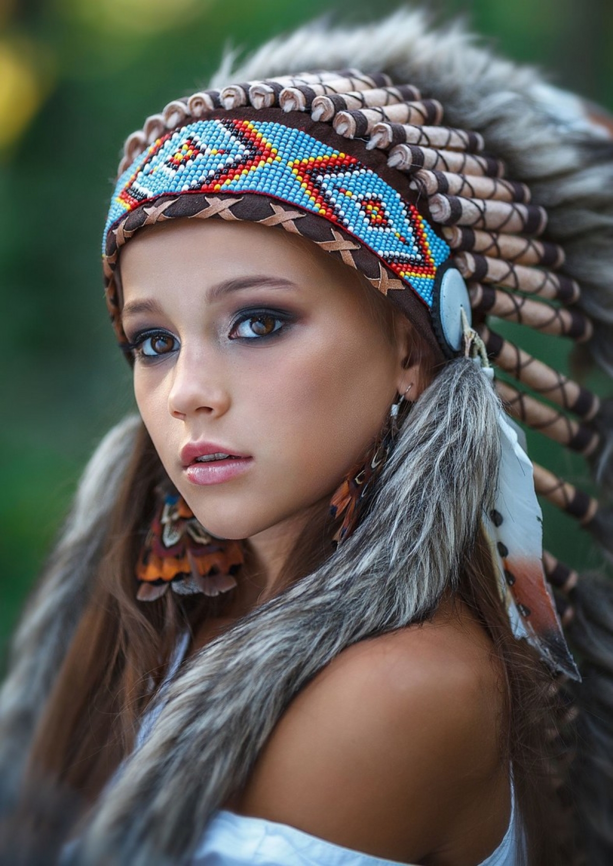 Women Model Brunette Long Hair Portrait Display Feathers Native American Clothing Brown Eyes
