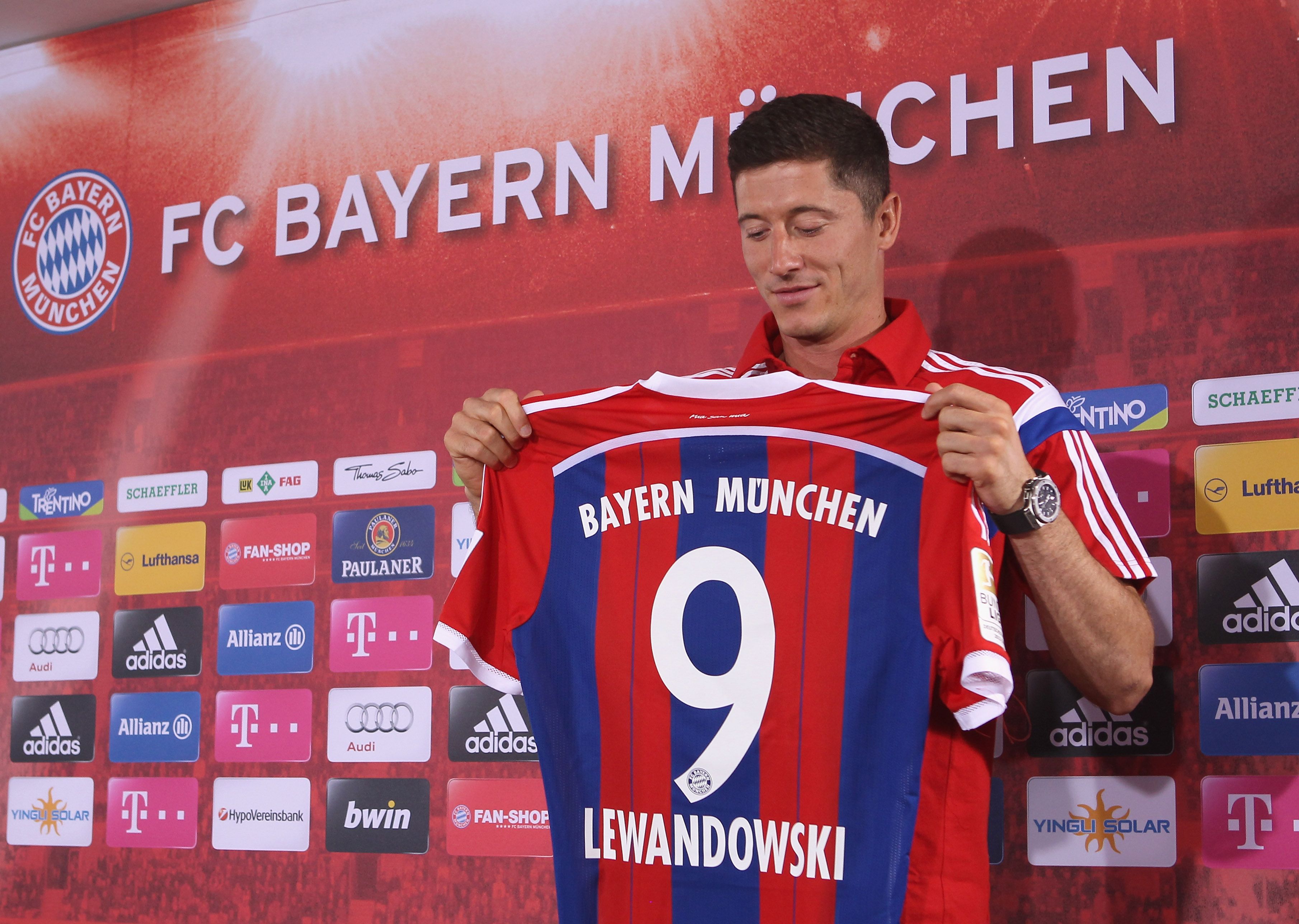 Robert Lewandowski Polish Soccer FC Bayern Munich 3620x2576