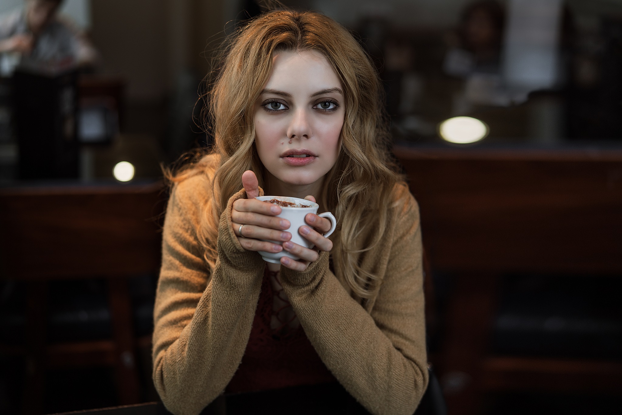 Women Blonde Daria Klepikova Blue Eyes Open Mouth Cardigan Sitting Looking At Viewer Cup Birthmark 2048x1366