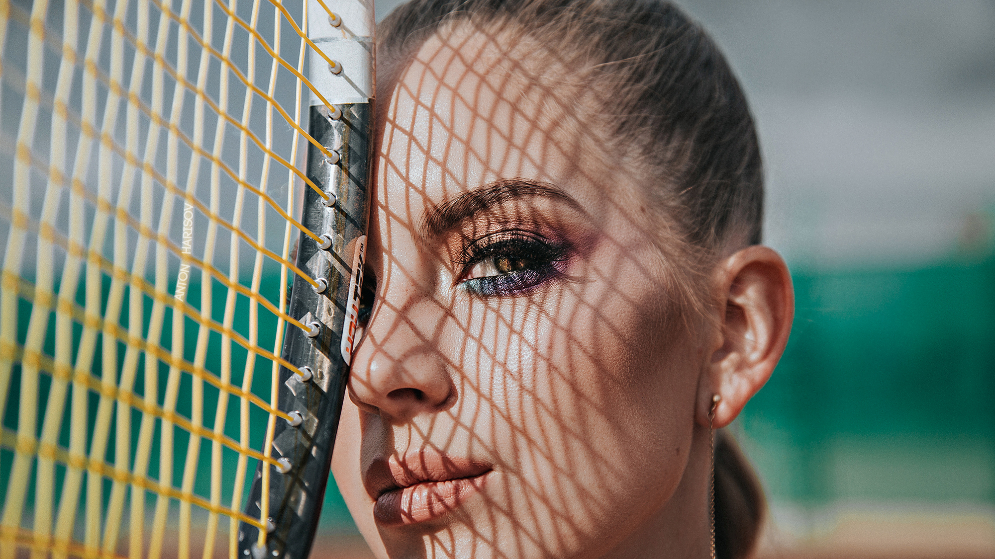 Women Fotoshi Toshi Anton Harisov Blonde Portrait Depth Of Field Tennis Rackets Face Katrin Sarkazi 2000x1125