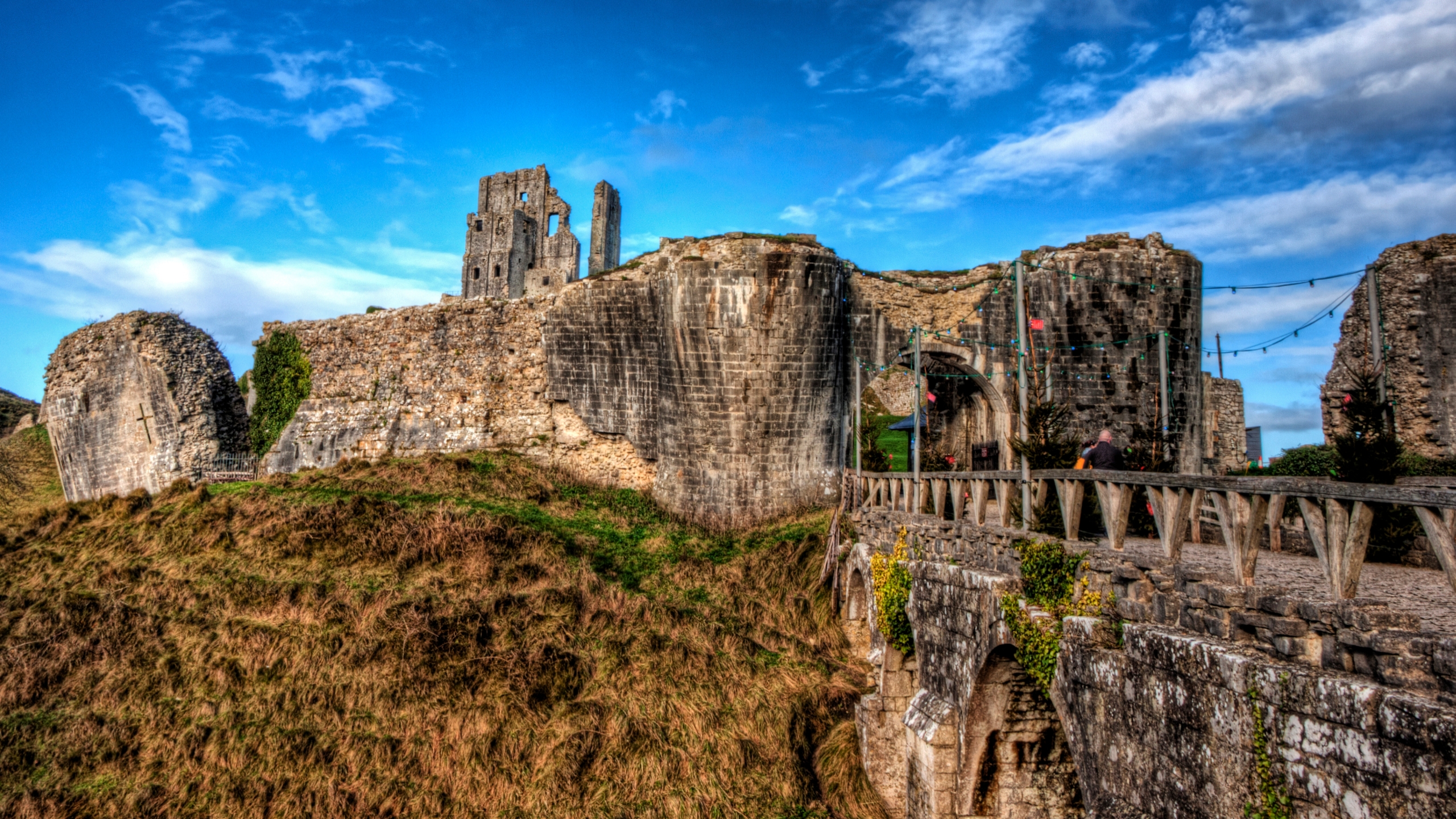 Man Made Corfe Castle 2560x1440