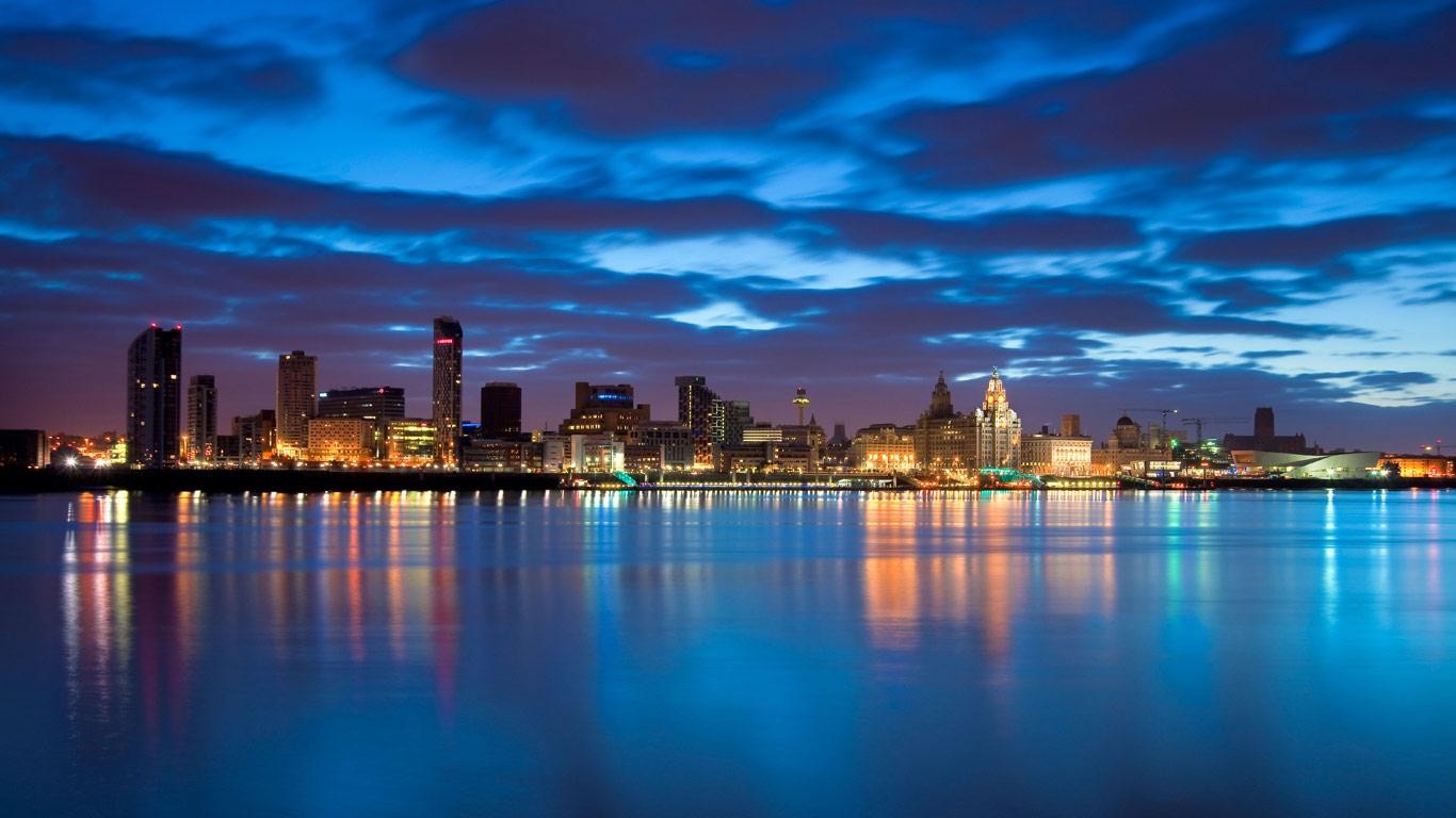 Liverpool United Kingdom Skyline River Evening 1366x768