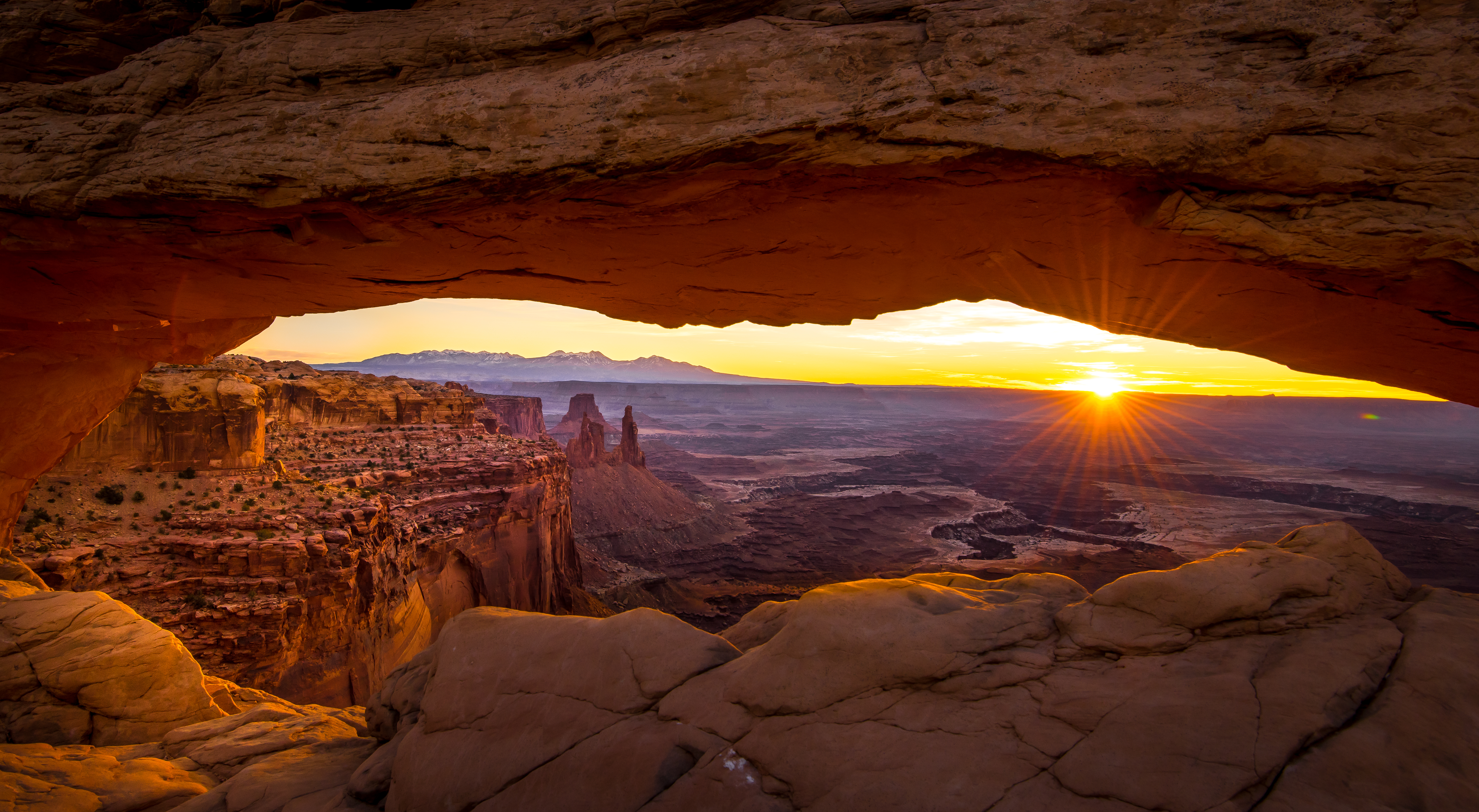 Mesa Arch Canyonlands National Park Utah Sunset Sunrise 6149x3377