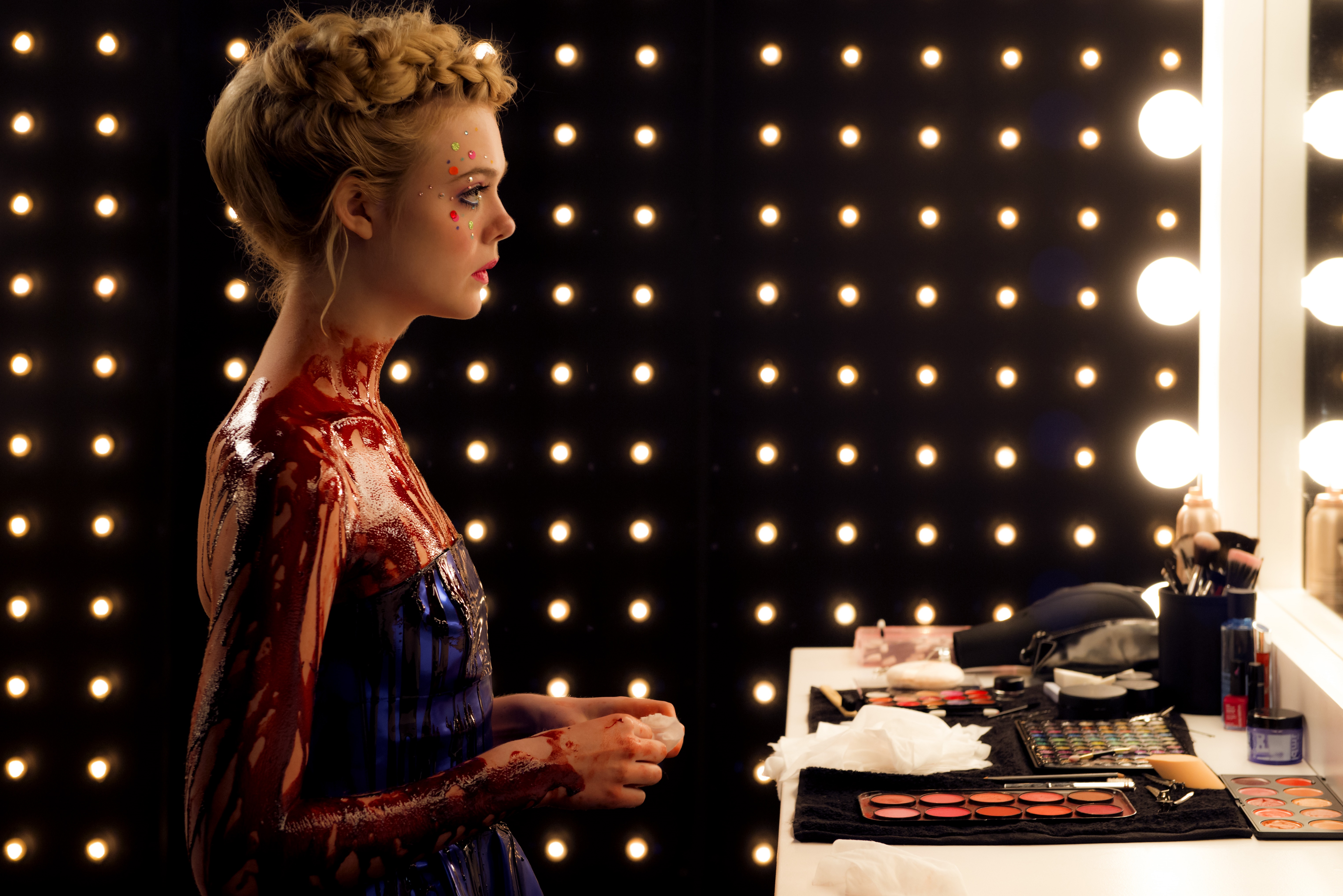 The Neon Demon Elle Fanning 6100x4071