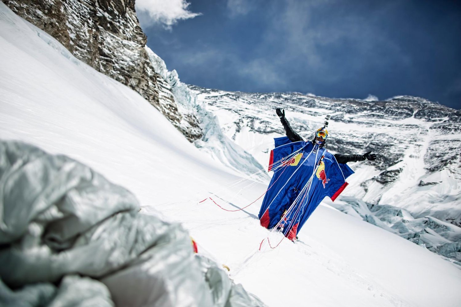 Men Sports Jumping Wingsuit Basejumping Nature Landscape Mountains Helmet Winter Snow Ropes Parachut 1500x1000