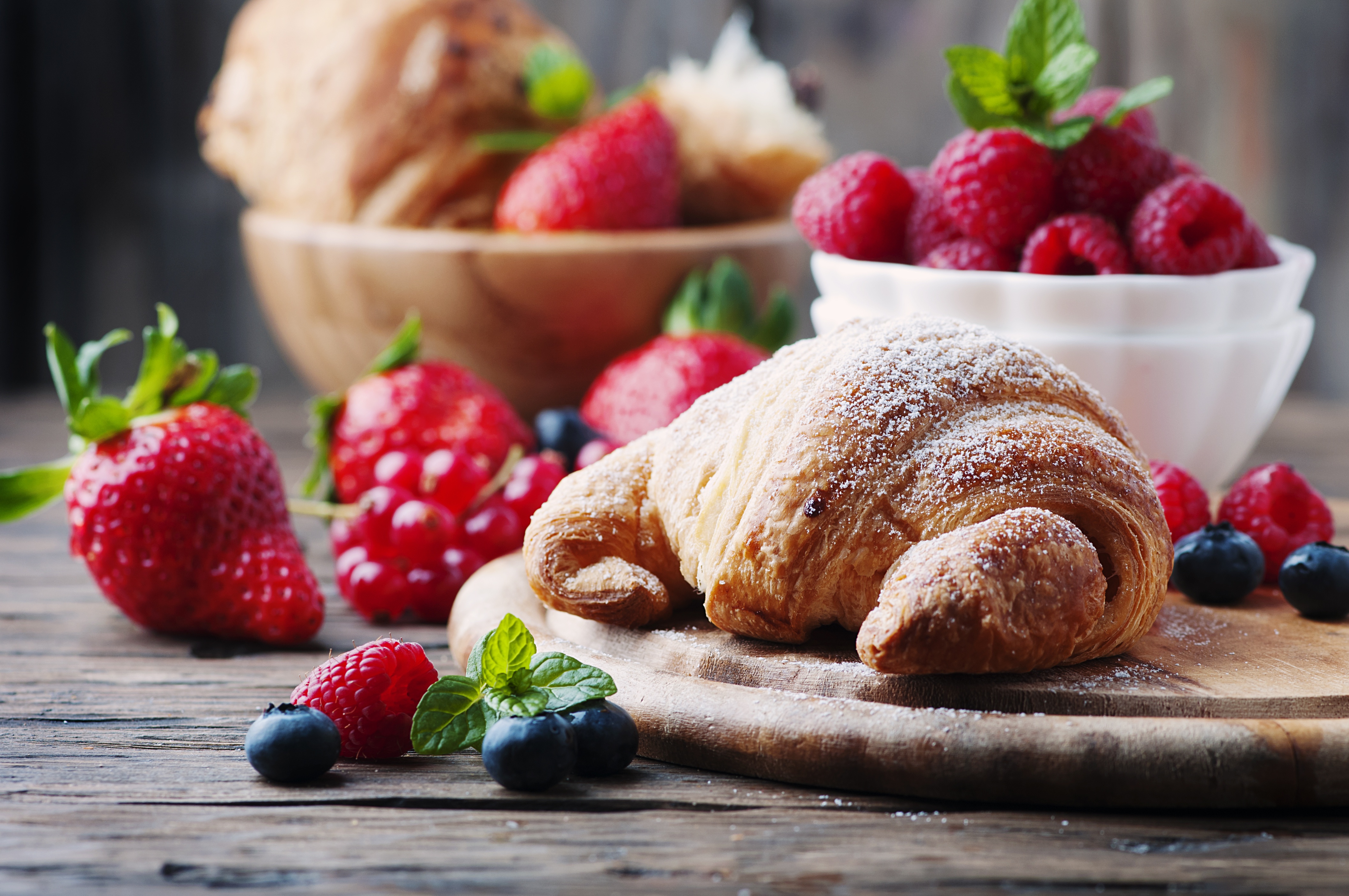 Strawberries Blueberries Raspberries Croissants Pastries 4226x2807