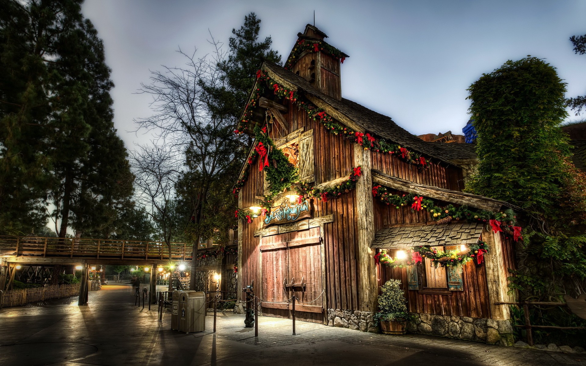 HDR Wood House Christmas Ornaments Urban Pine Trees 1920x1200