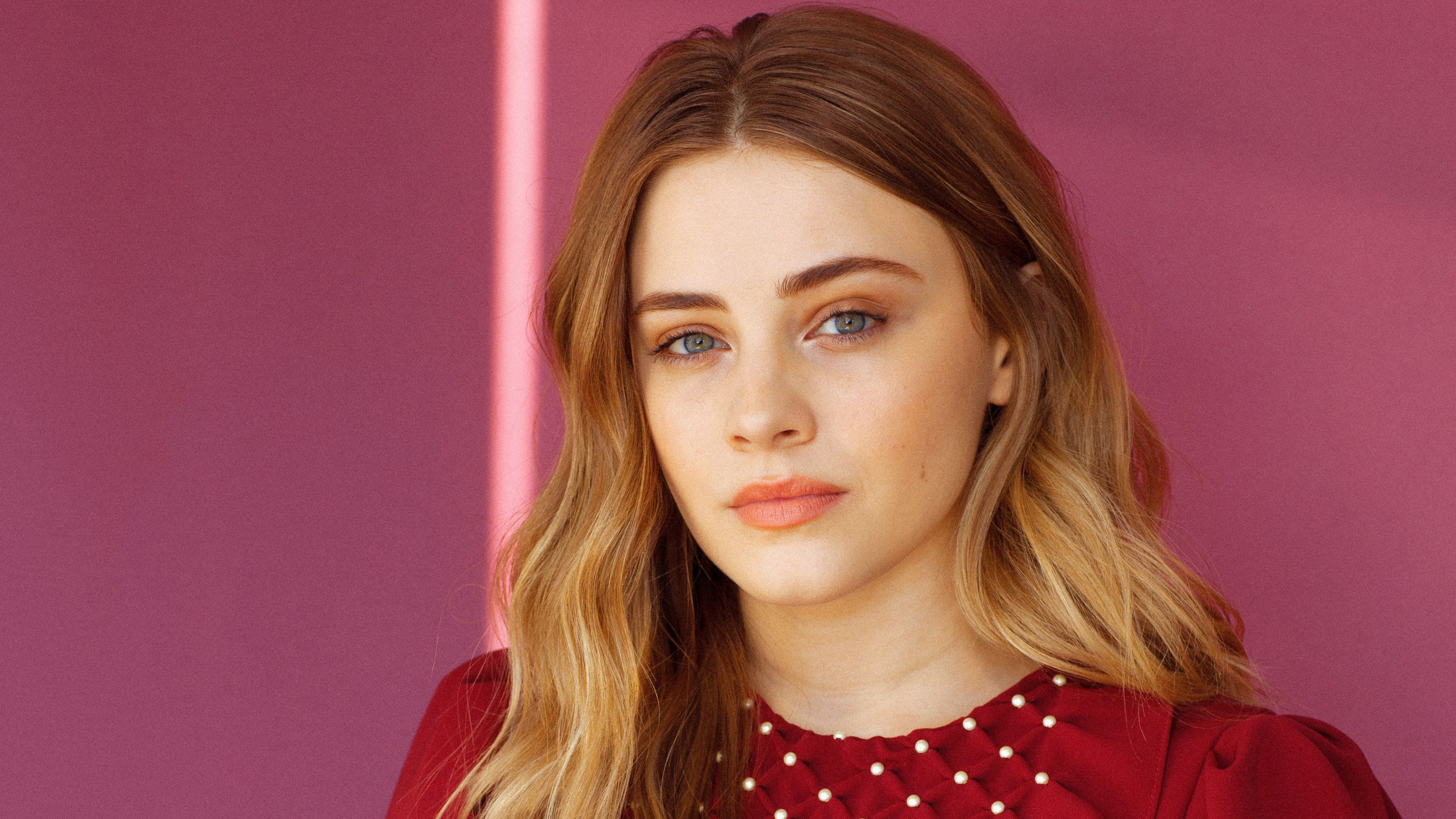 Celebrity Josephine Langford Women Face Portrait Ombre Hair Blonde 4122x2318