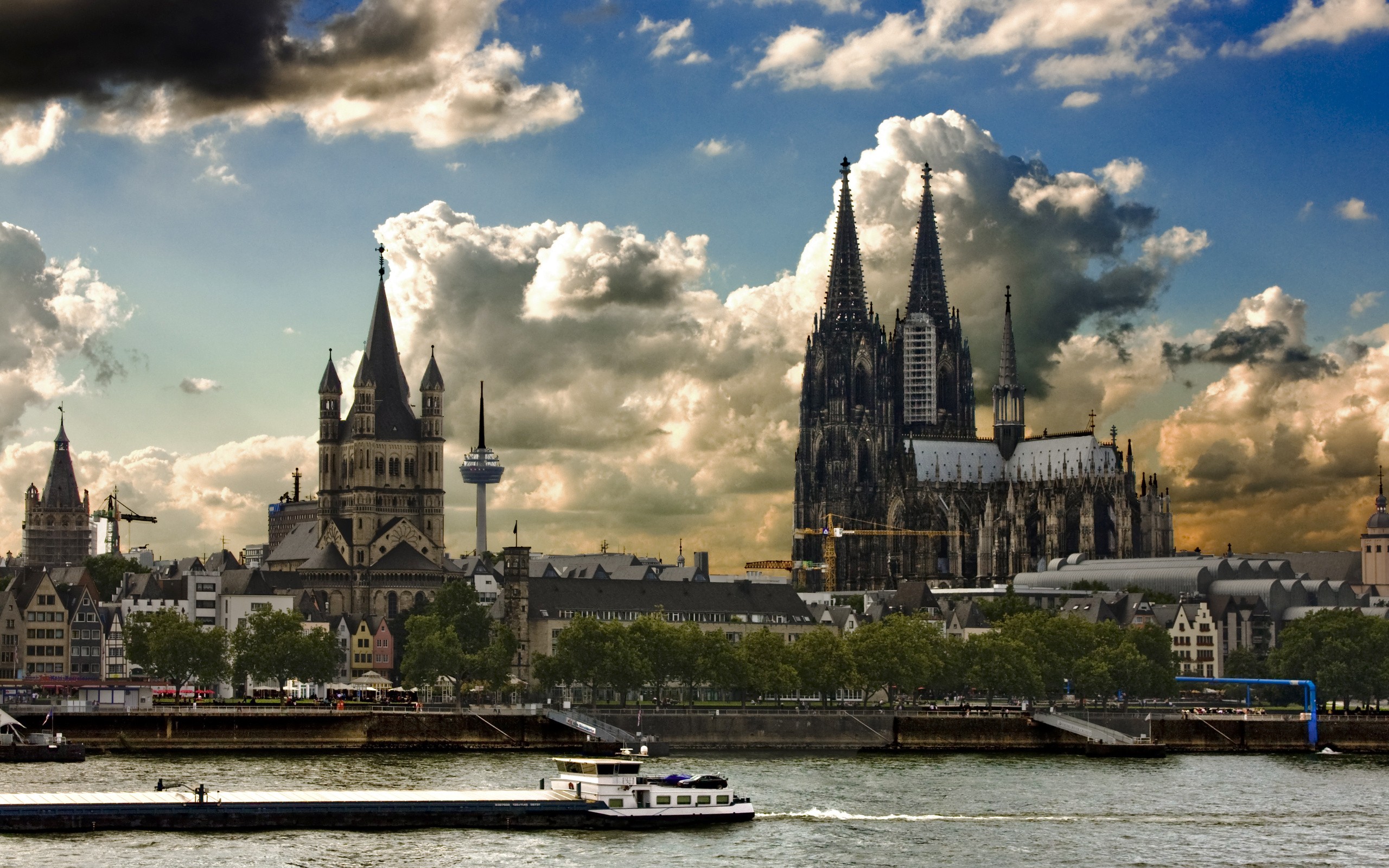 Architecture Building Castle Clouds Tower Trees Cologne Cologne Cathedral Germany City Cityscape Riv 2560x1600