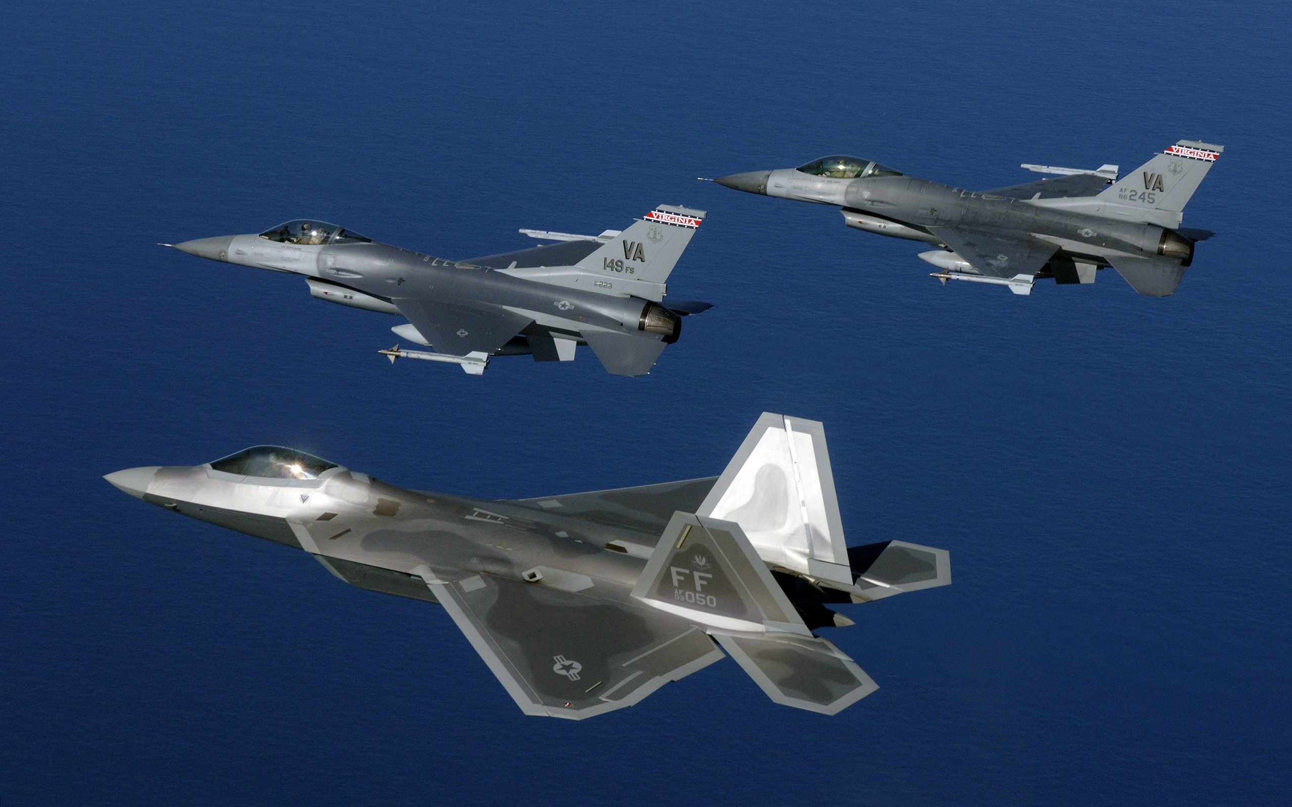 General Dynamics F 16 Fighting Falcon F 22 Raptor Military Aircraft Aircraft 2560x1600