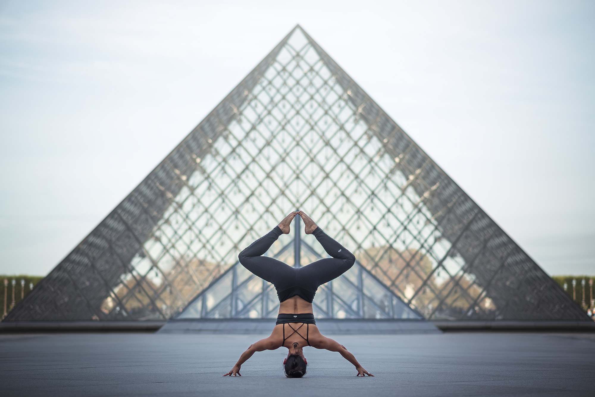 Architecture Modern Women Sportswear Handstand Dimitry Roulland Louvre Paris Pyramid 2000x1335