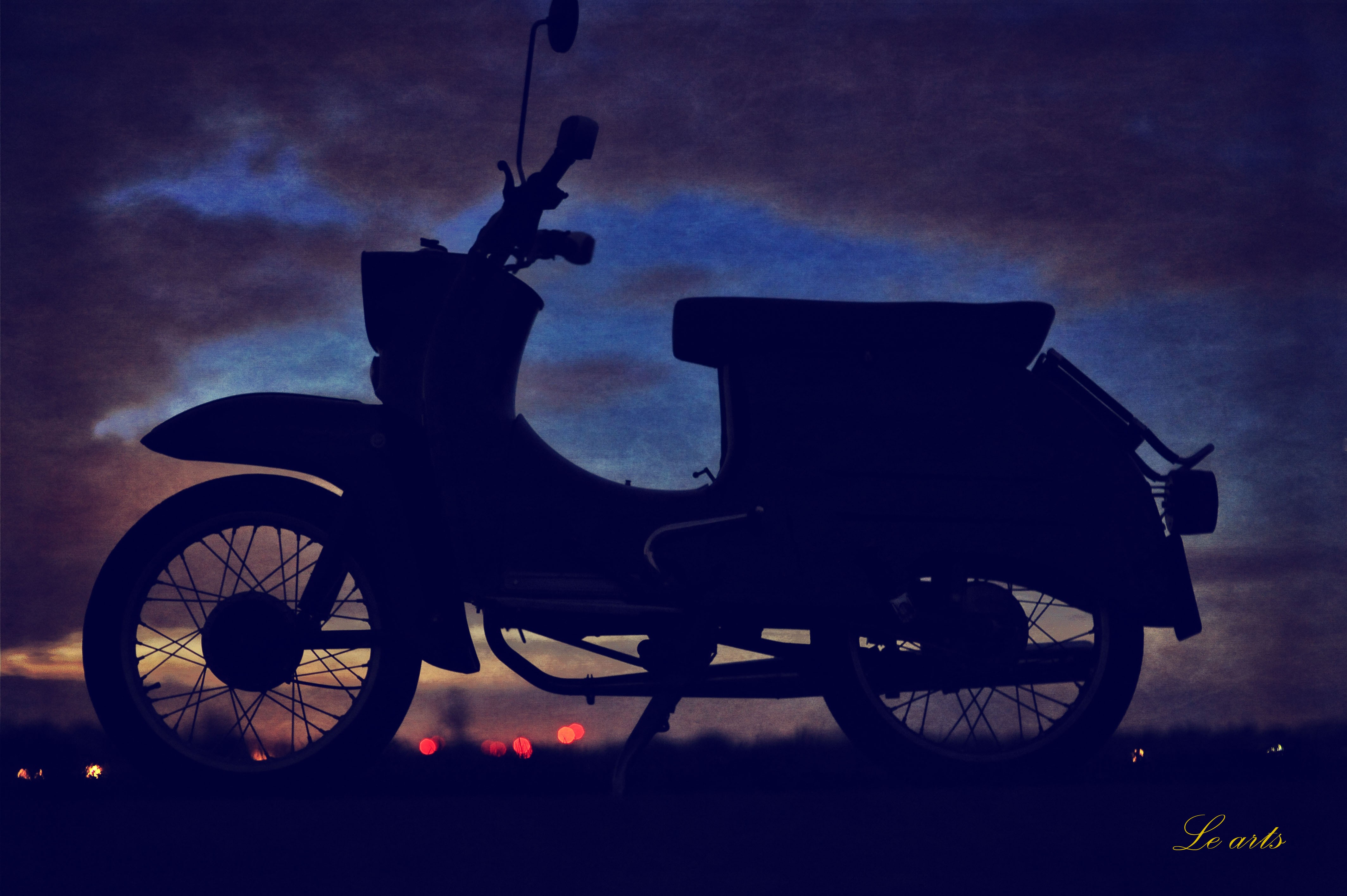 Oldtimer Vehicle Dark Night Blue Silhouette Scooters Mopeds City Lights 4256x2832