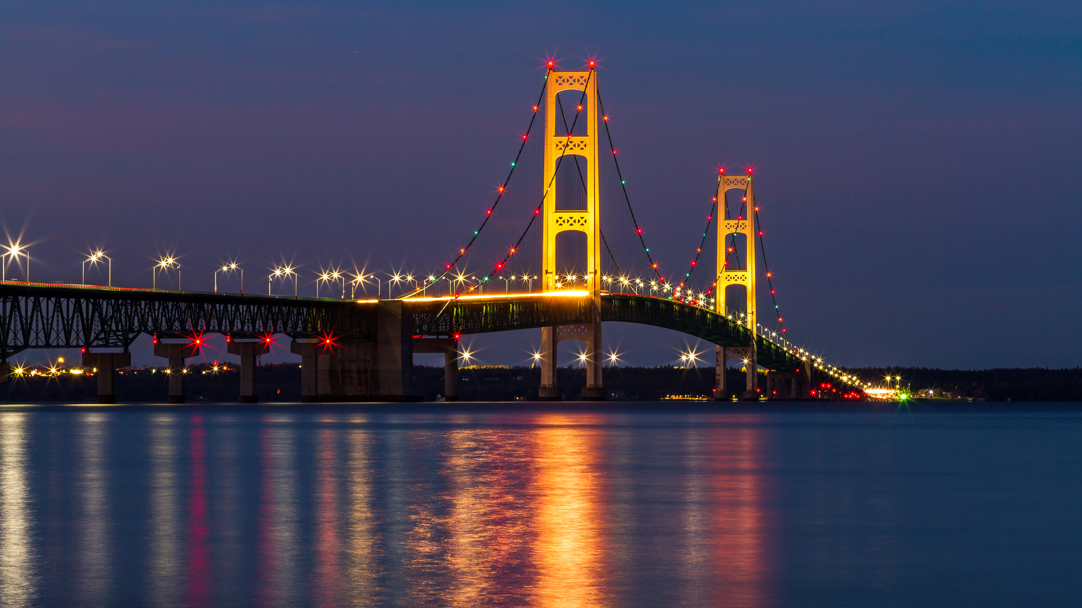 USA Mackinac Bridge Michigan River Bridge Night Light 3556x2000