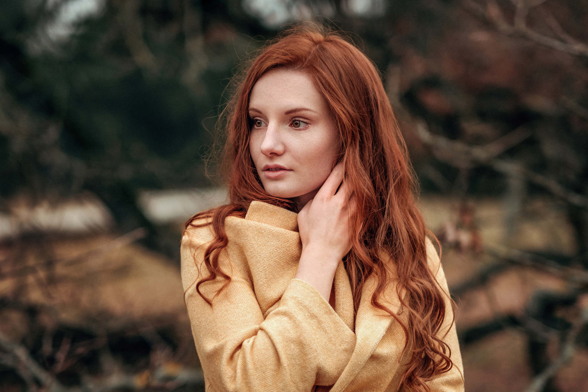 Martin Kuhn Women Women Outdoors Redhead Face Portrait Brown Eyes Looking Away Yellow Coats 2048x1365