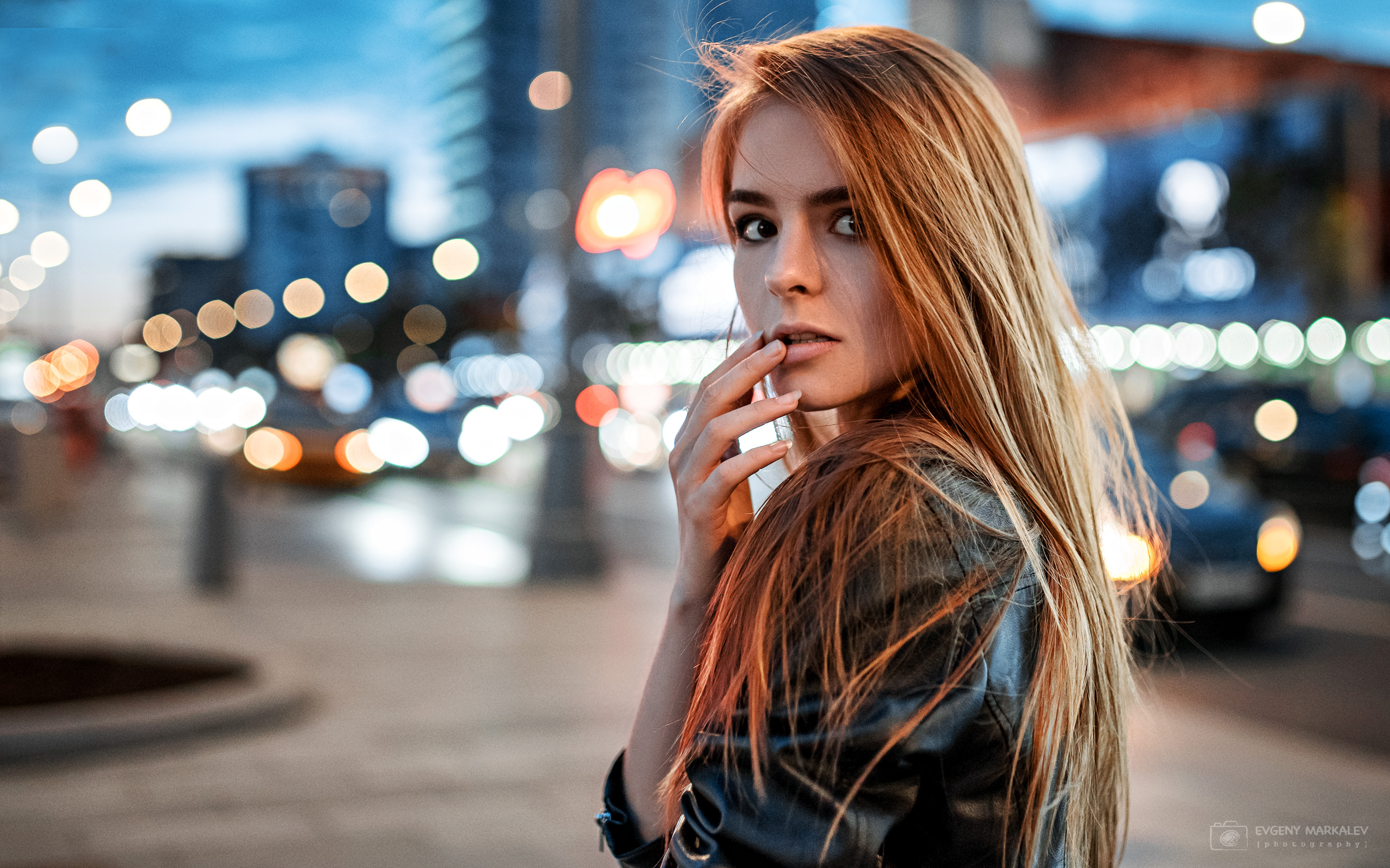 Women Portrait Depth Of Field Finger On Lips Women Outdoors Leather Jackets Evgeny Markalev Vasilisa 3200x2000