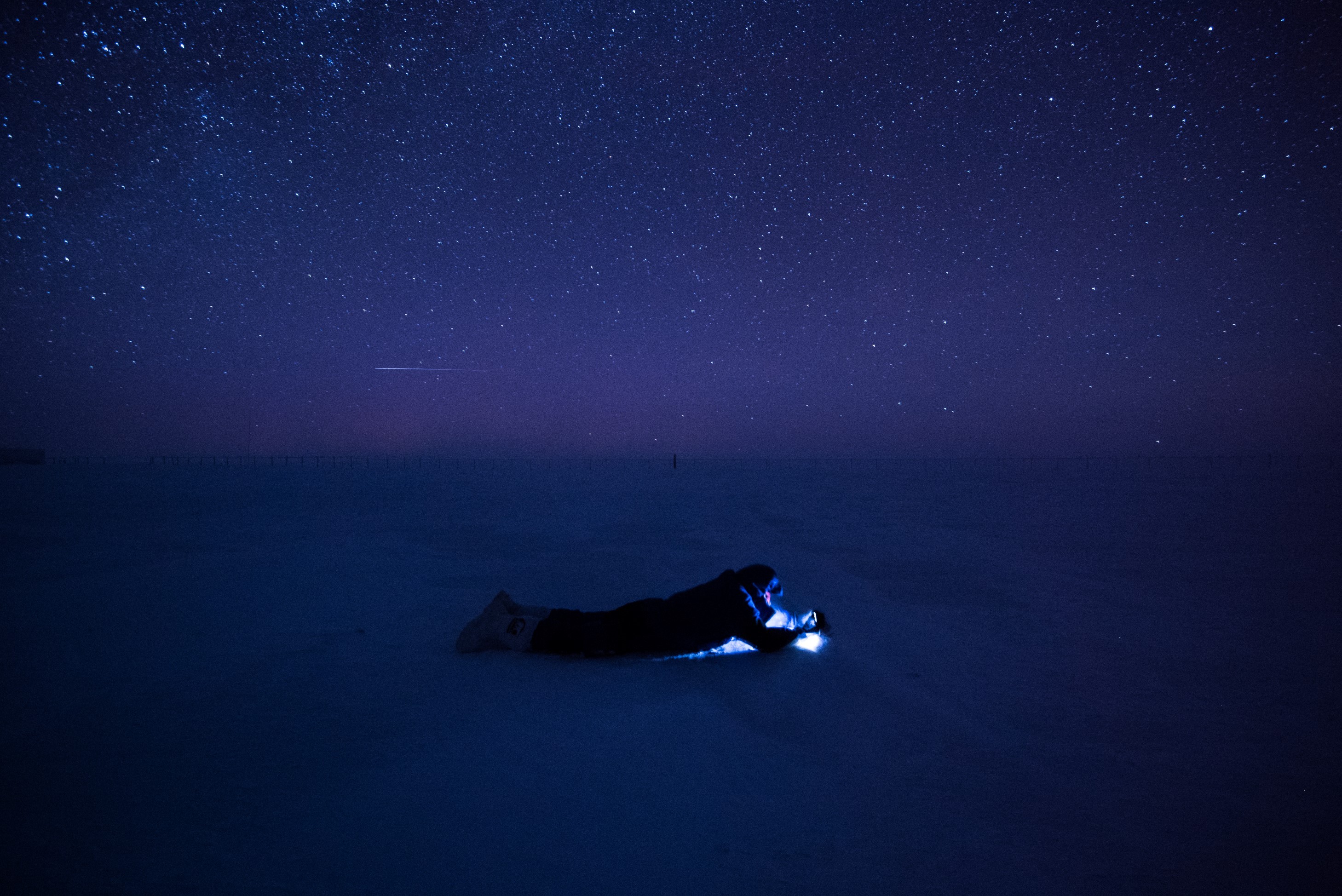 Nature Landscape Concordia Research Station Antarctica Snow Ice Evening Men Torchlight Stars Long Ex 2917x1948
