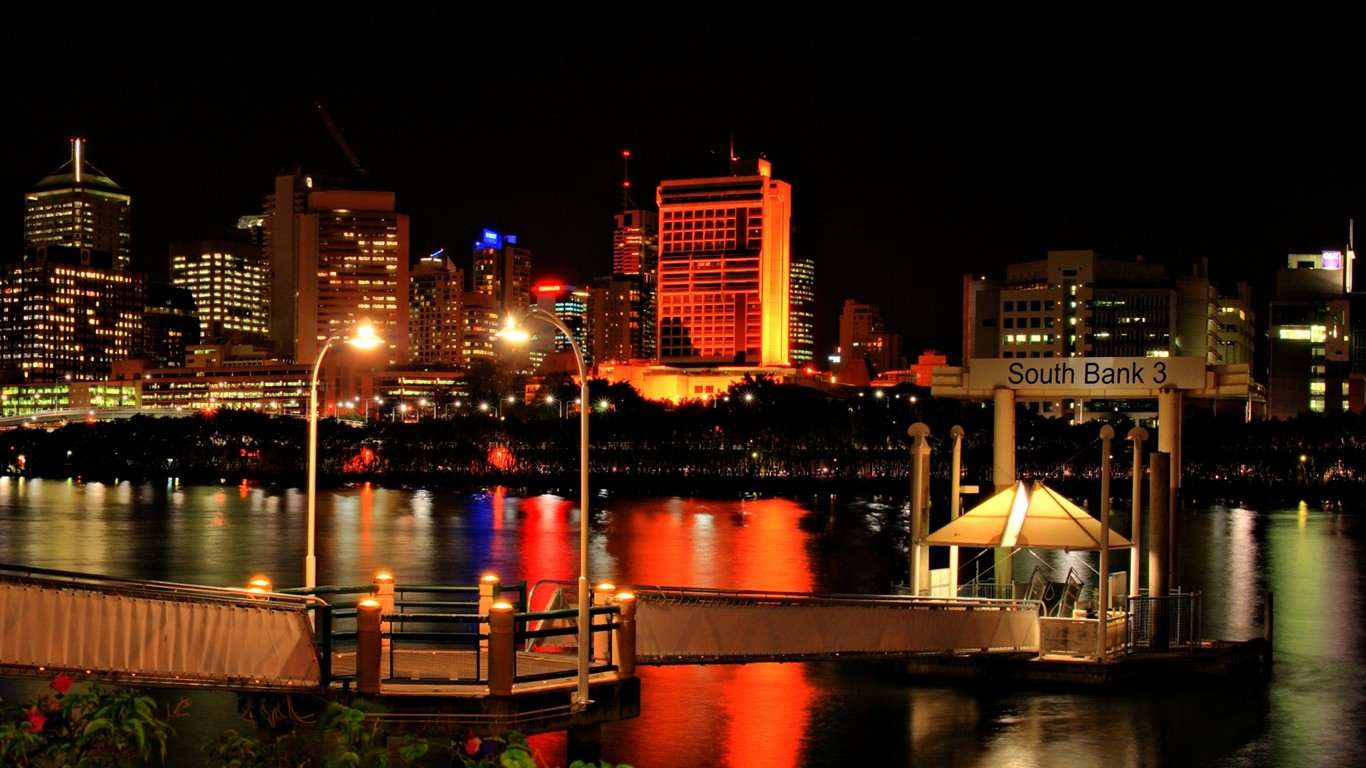 City Night View Landscape 1366x768