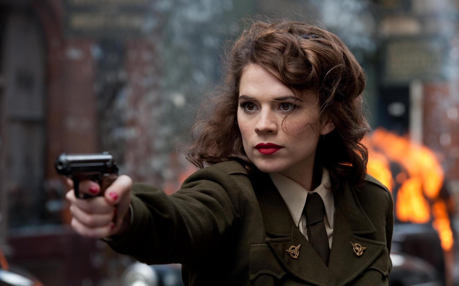 Hayley Atwell Peggy Carter Women Actress Red Lipstick Gun Pistol Weapon Movies Captain America The F 1920x1200