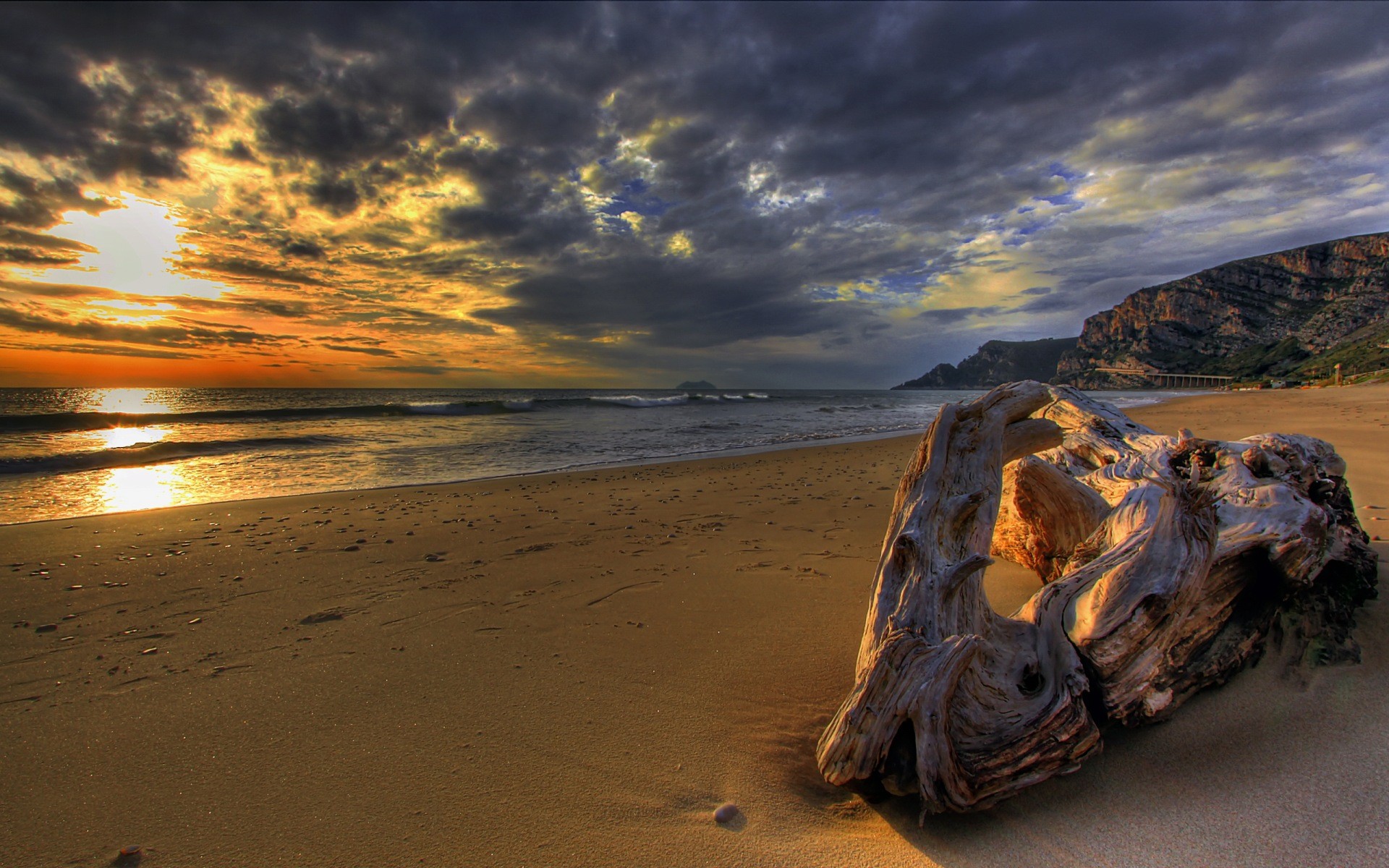 Sunset Water Ocean Beach Sand Cloud Driftwood Nature 1920x1200