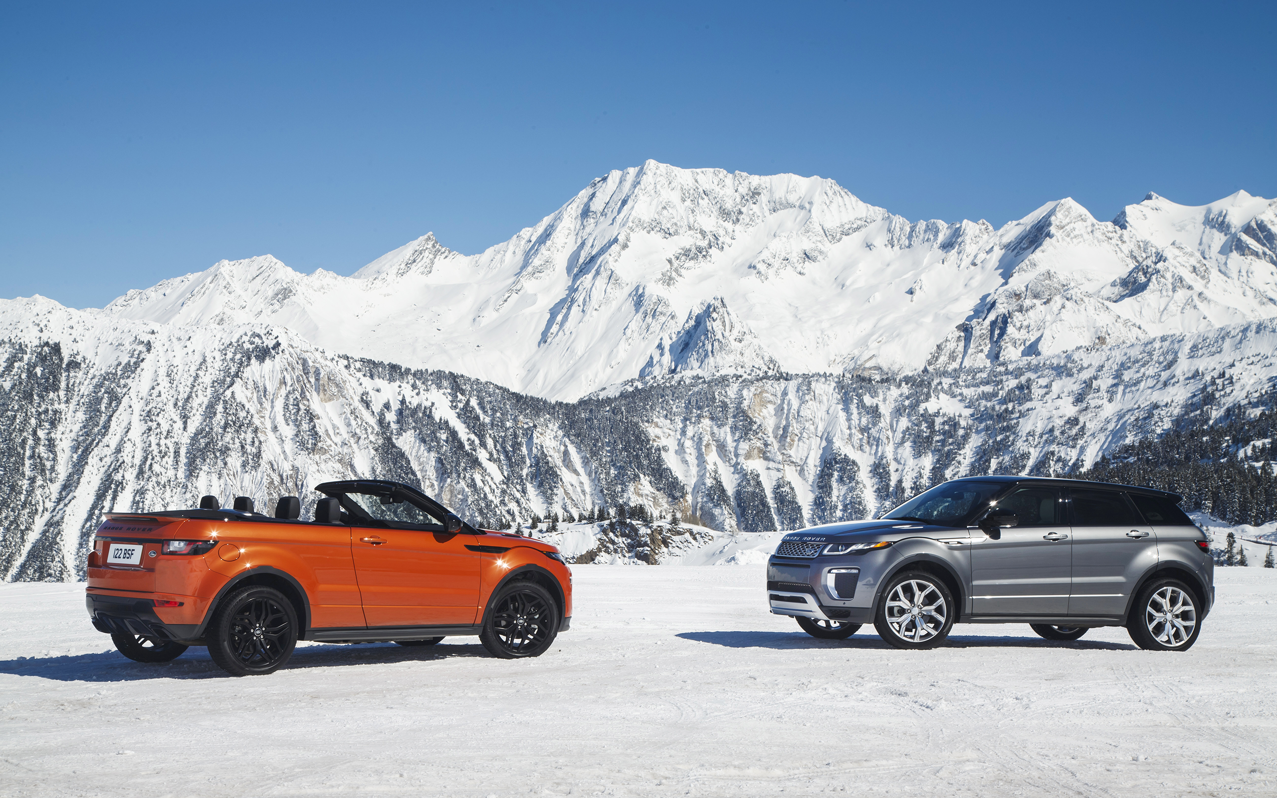 Range Rover Evoque Convertible Car Vehicle Snow Mountains 2560x1600