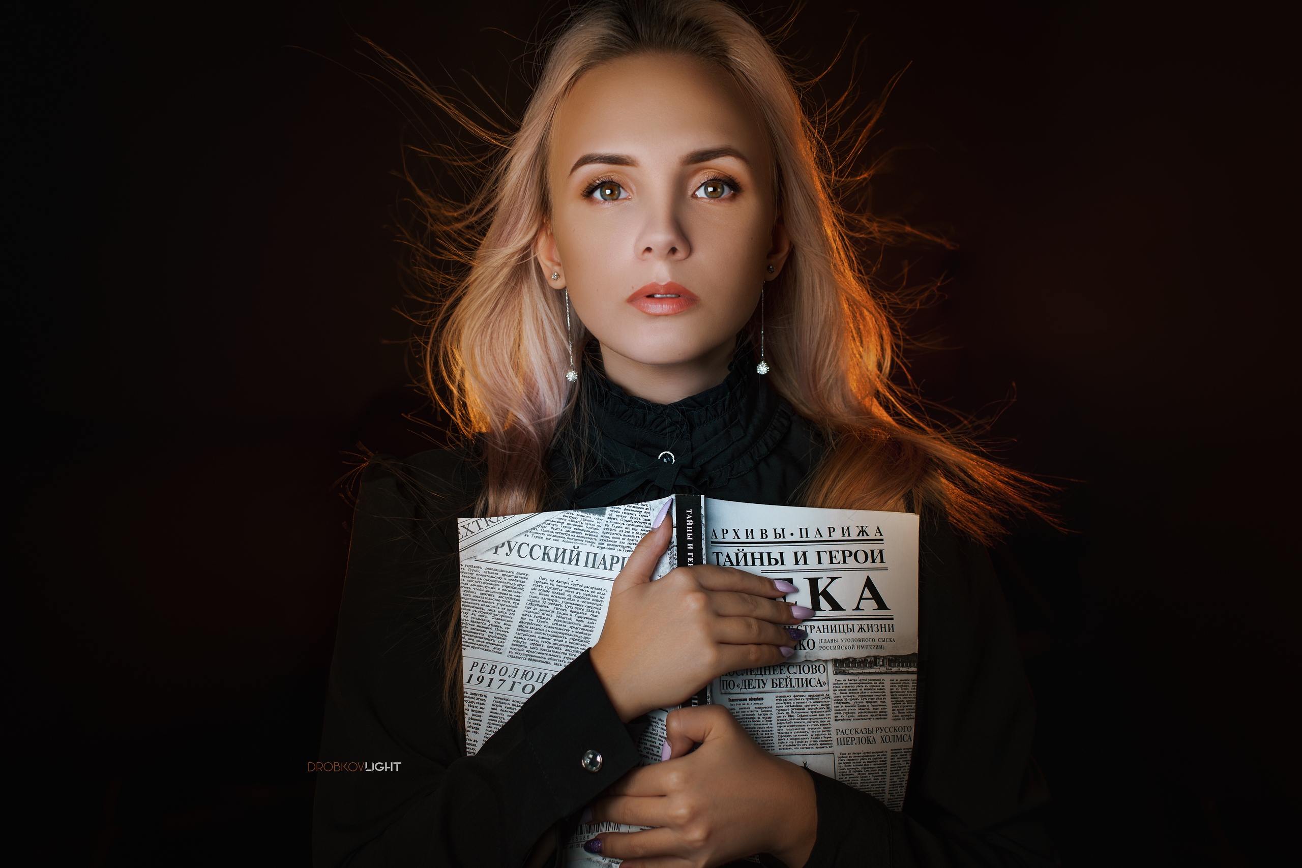 Anastasia Makarenko Women Model Blonde Face Earring Indoors Portrait Black Clothing Painted Nails Bo 2560x1707