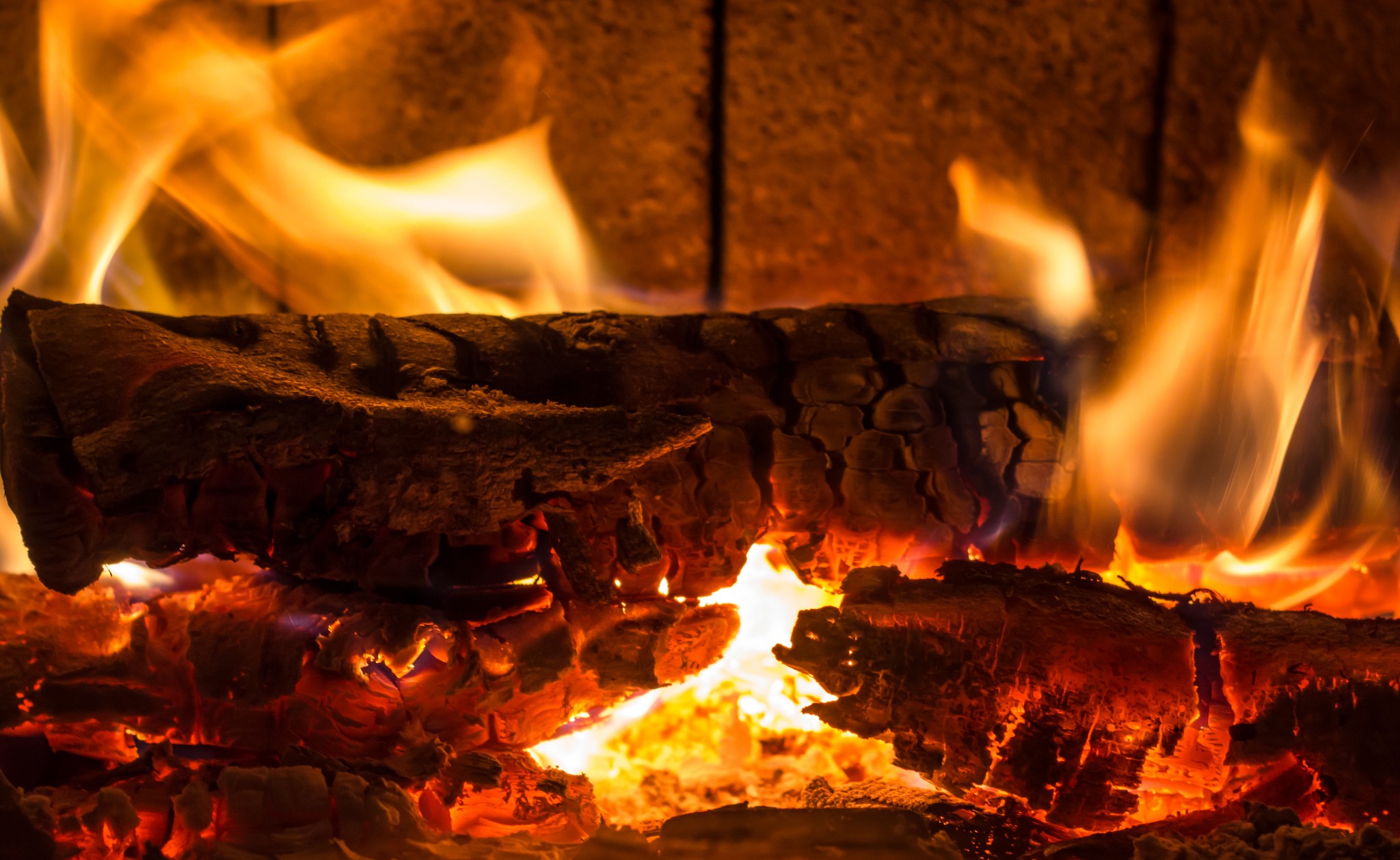 Fireplace Fire Wood Embers 2048x1258