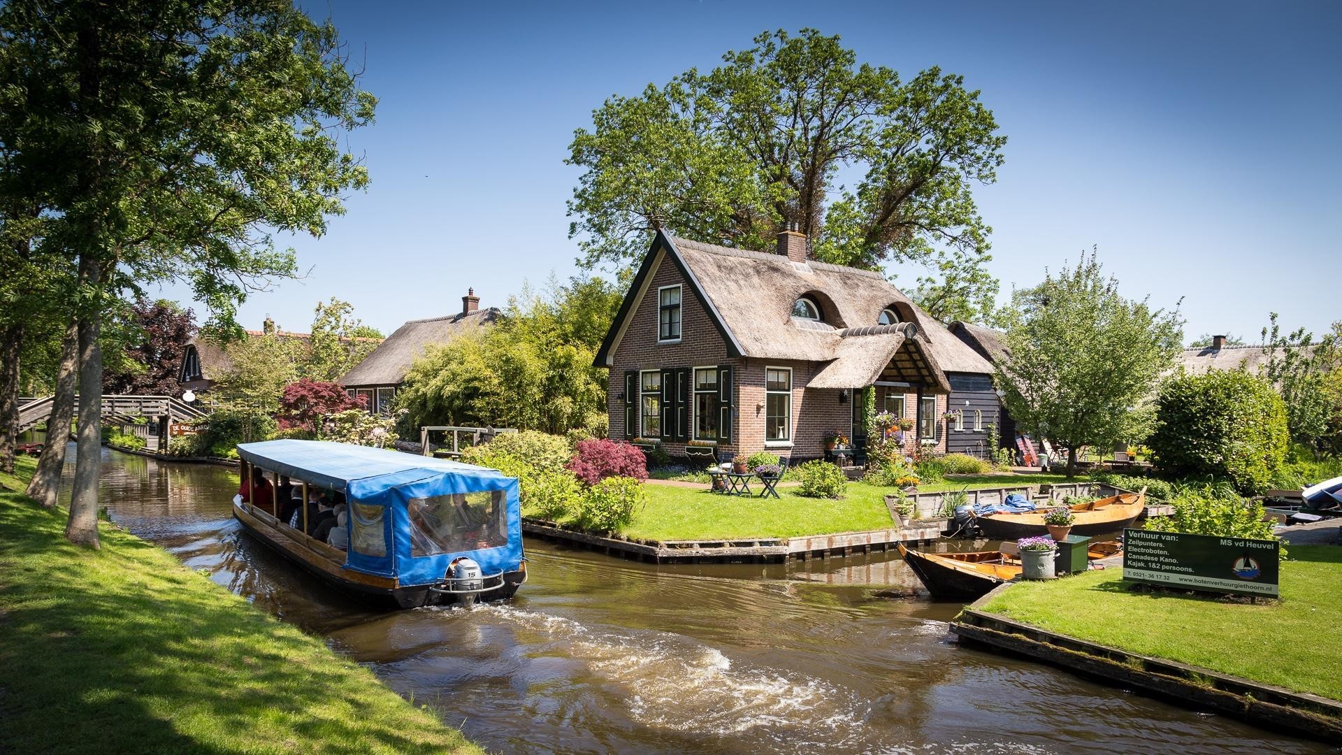Architecture House Netherlands Water Trees Garden Grass Village Boat Tourism People Flowers Canal Su 1920x1080