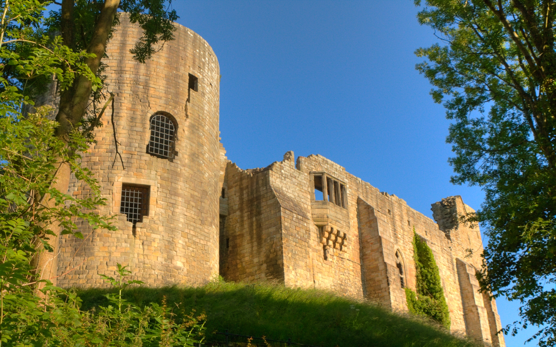 Man Made Barnard Castle 1920x1200