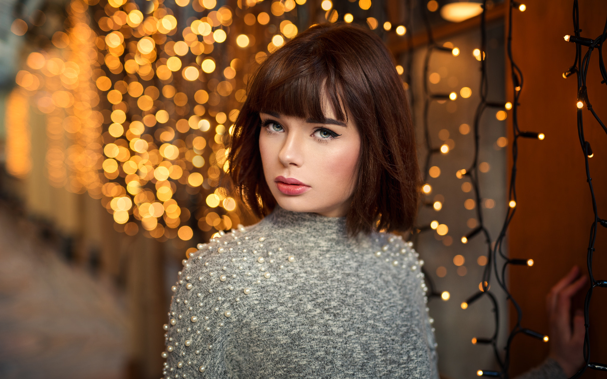 Women Face Portrait Depth Of Field Short Hair Brunette Gray Eyes Sweater Marie Grippon Grey Sweater  2048x1280