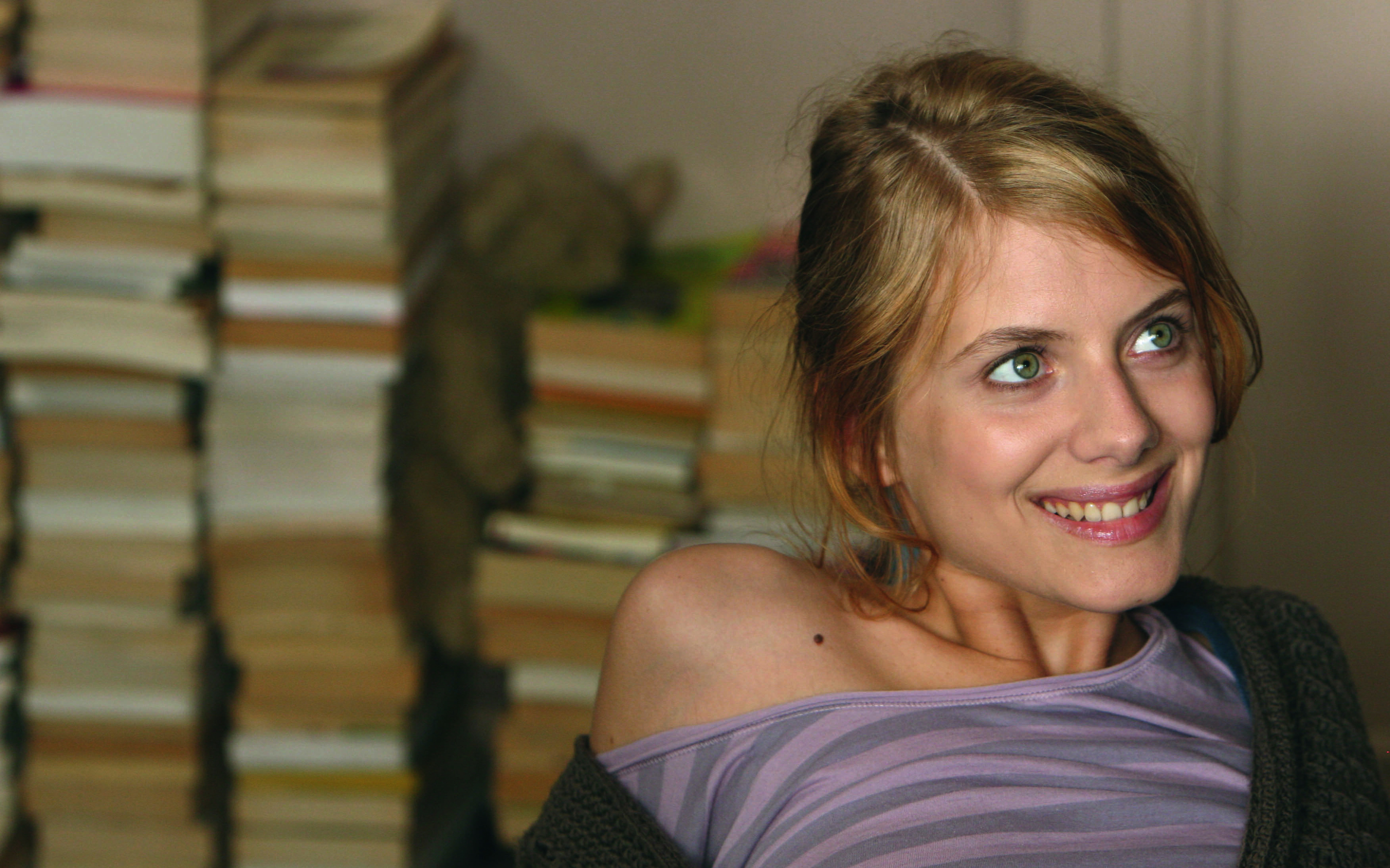 Melanie Laurent Actress French 3200x2000