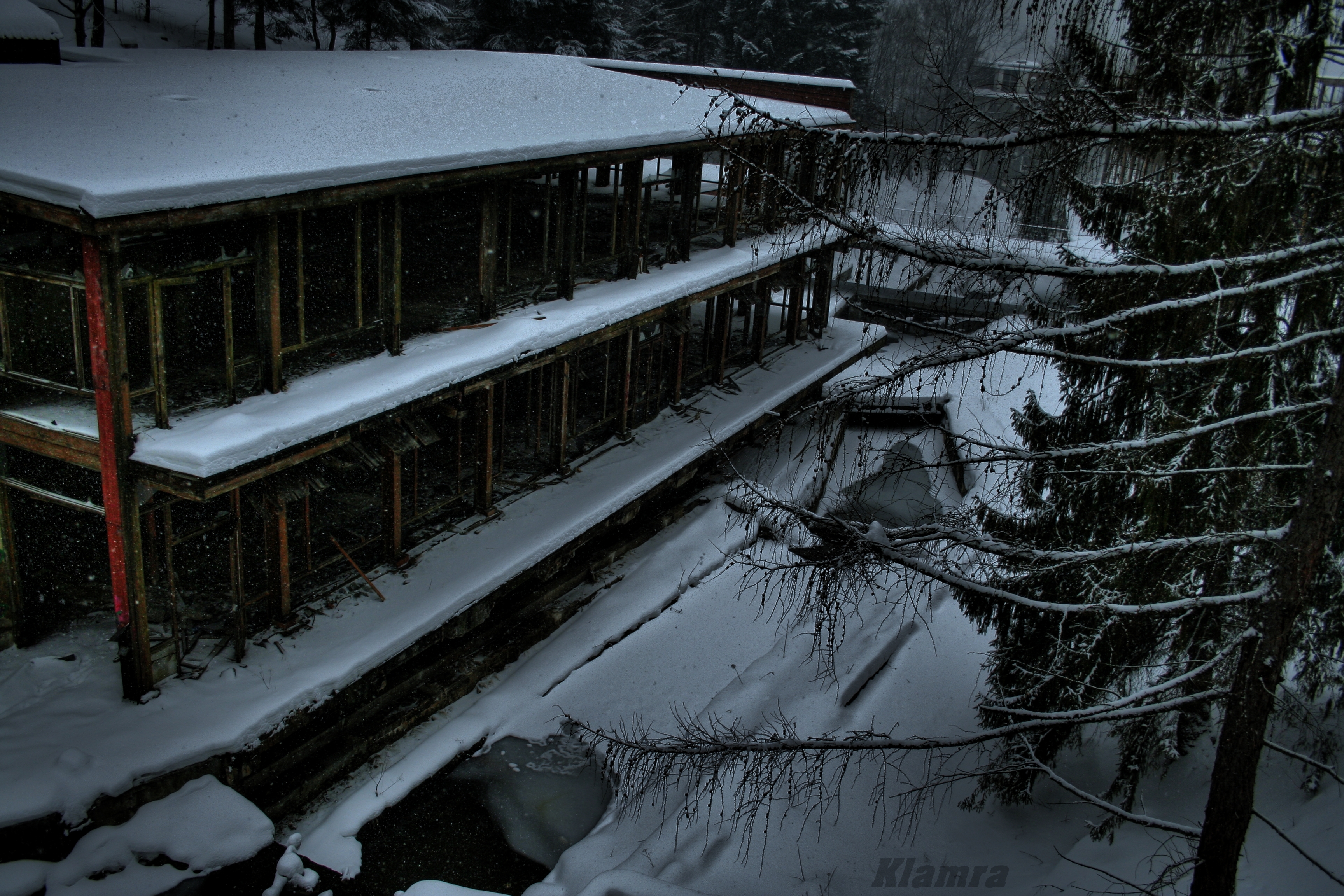 Abandoned Poland Hotel Urbex Winter 3456x2304