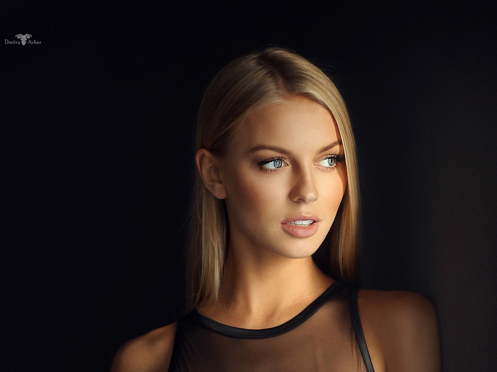 Alena Alena Filinkova Model Women Blonde Straight Hair Looking Away Dmitry Arhar Open Mouth Teeth Da 1600x1200