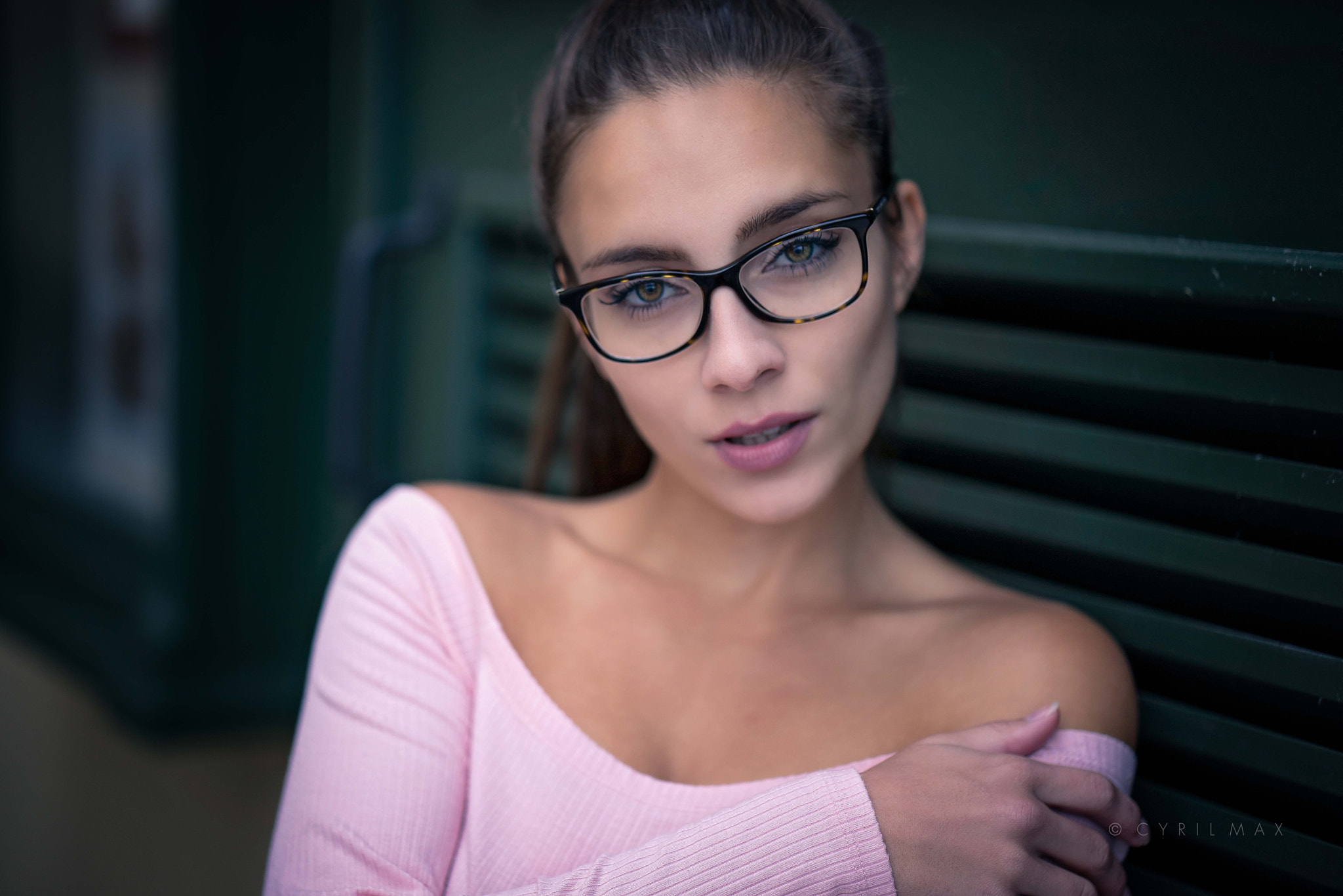 Women Model Brunette 500px Depth Of Field Pavlina Glasses Women With Glasses Bare Shoulders 