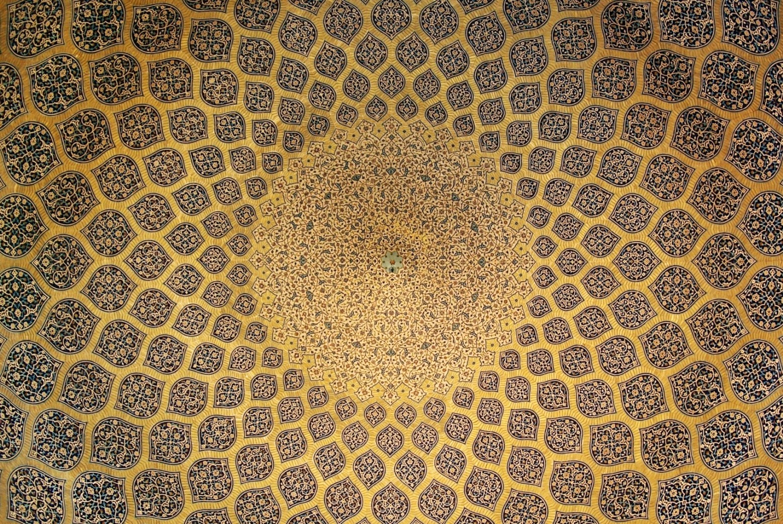 Iran Isfahan Texture 1557x1042