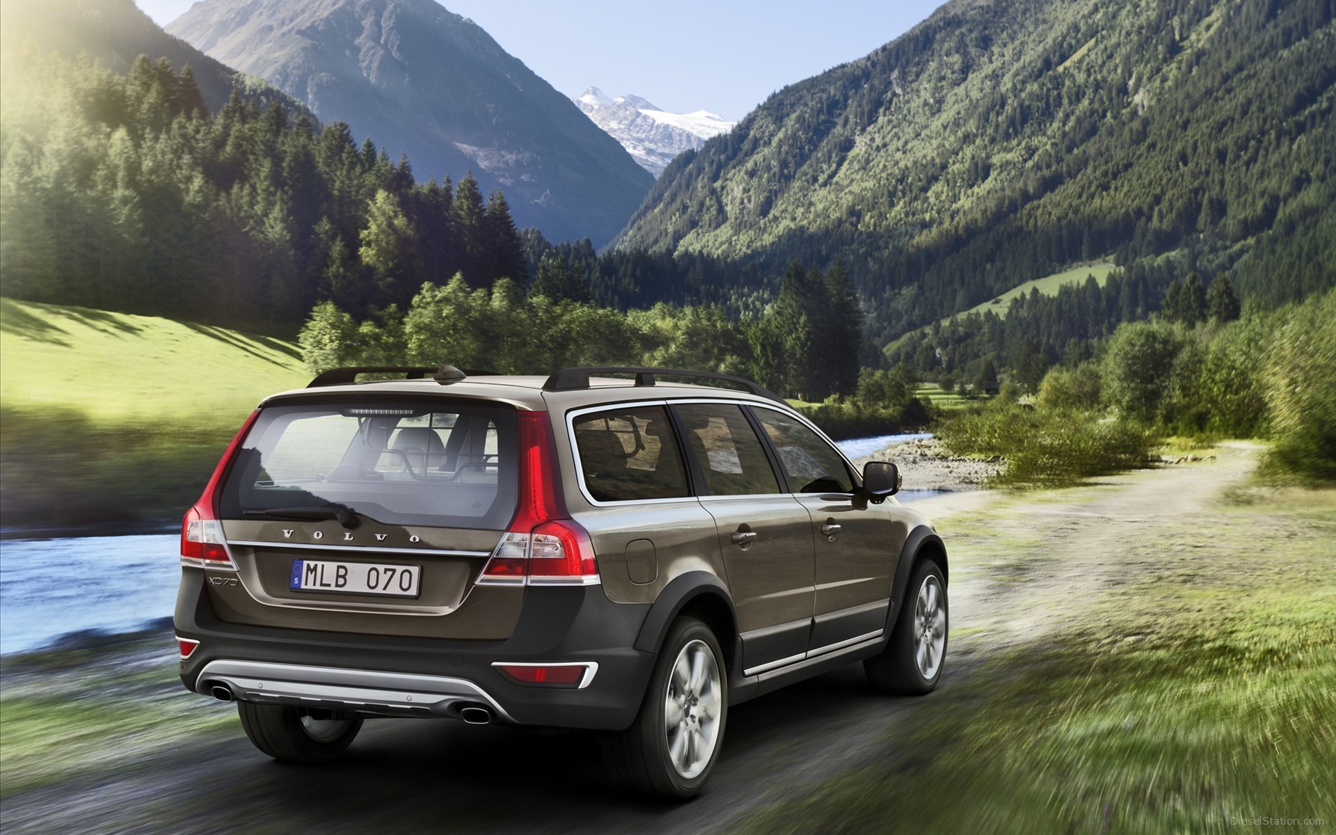 Volvo Car Numbers Vehicle Brown Cars Landscape Outdoors 1920x1200