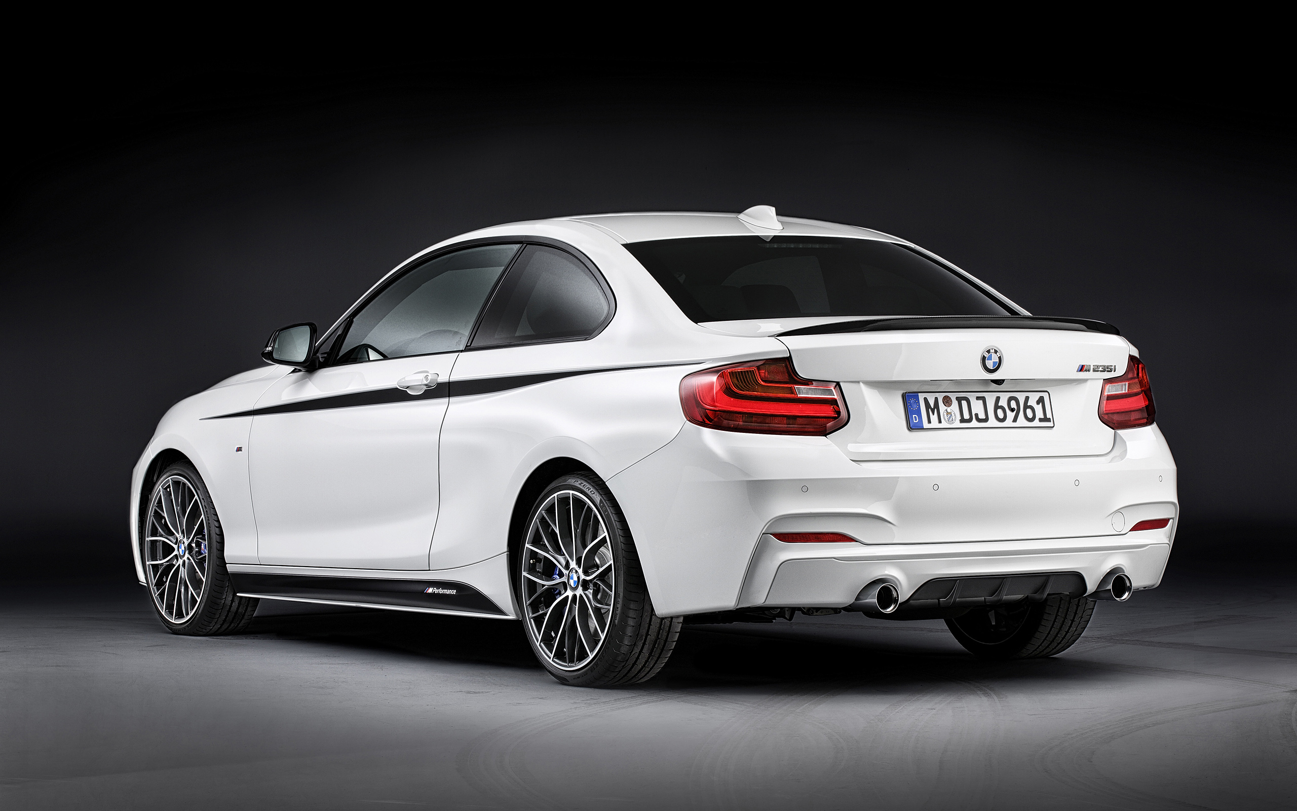 BMW 2560x1600