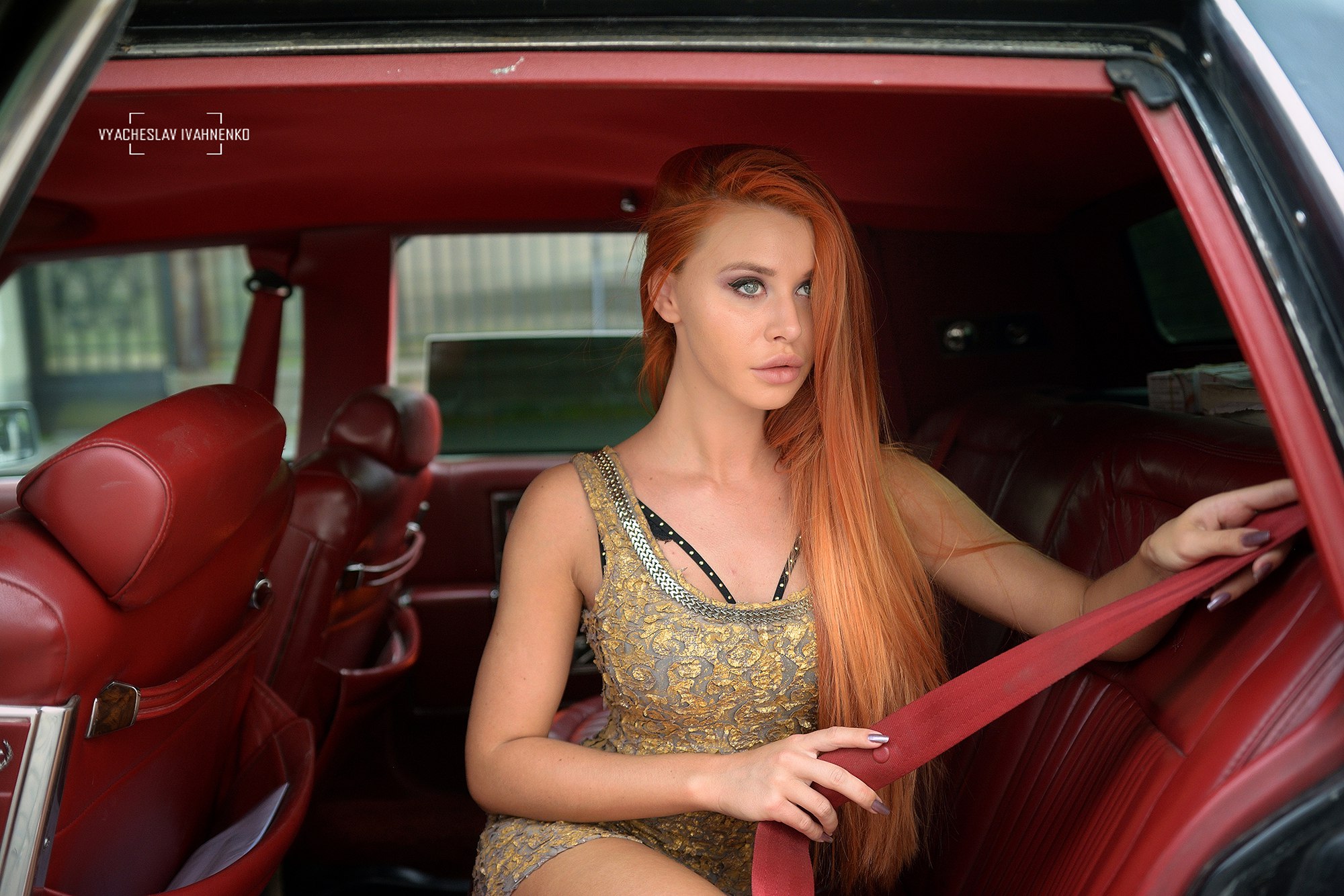 Women Redhead Portrait Car Long Hair Dress Dana Bounty 2000x1334