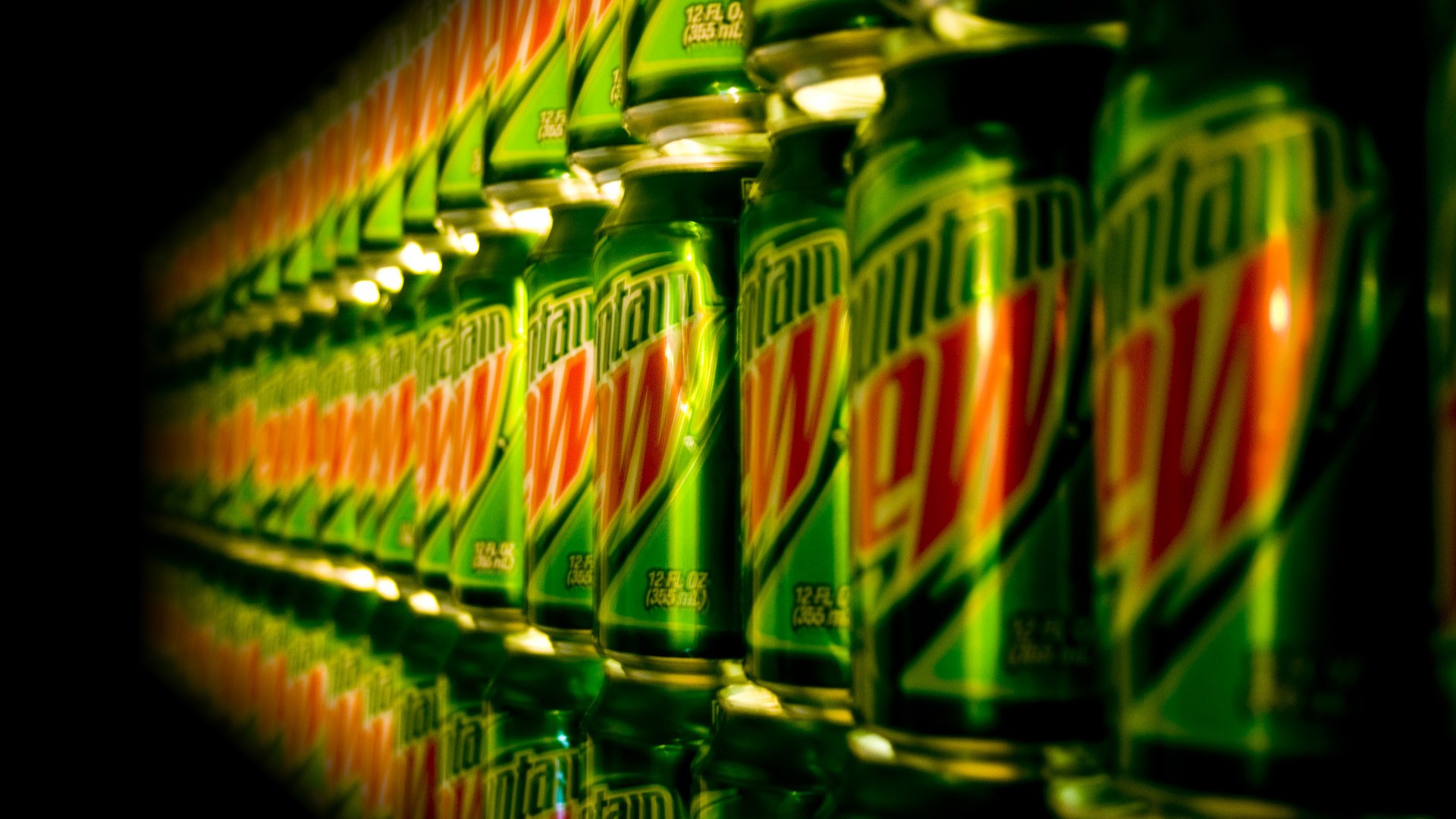 Mountain Dew Can Logo Reflection Metal Black Red Green 1920x1080