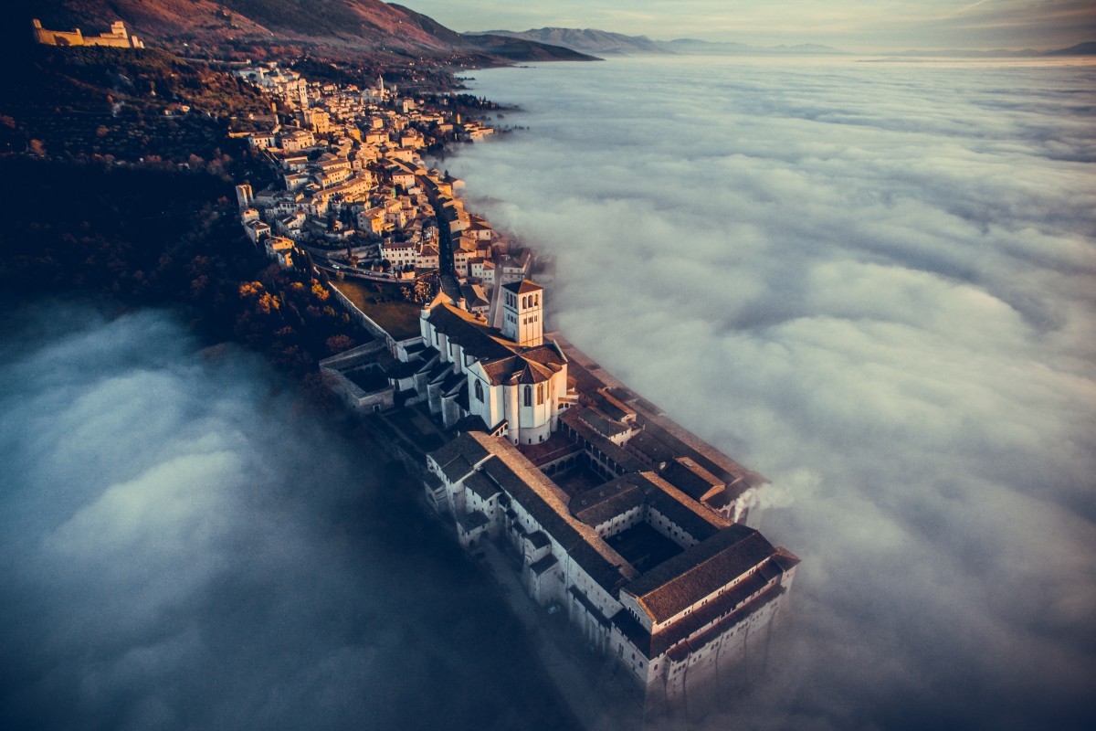 Clouds Aerial View Contests Photography Old Building Church Rooftops Hills Italy Mist Supermarket 1200x800
