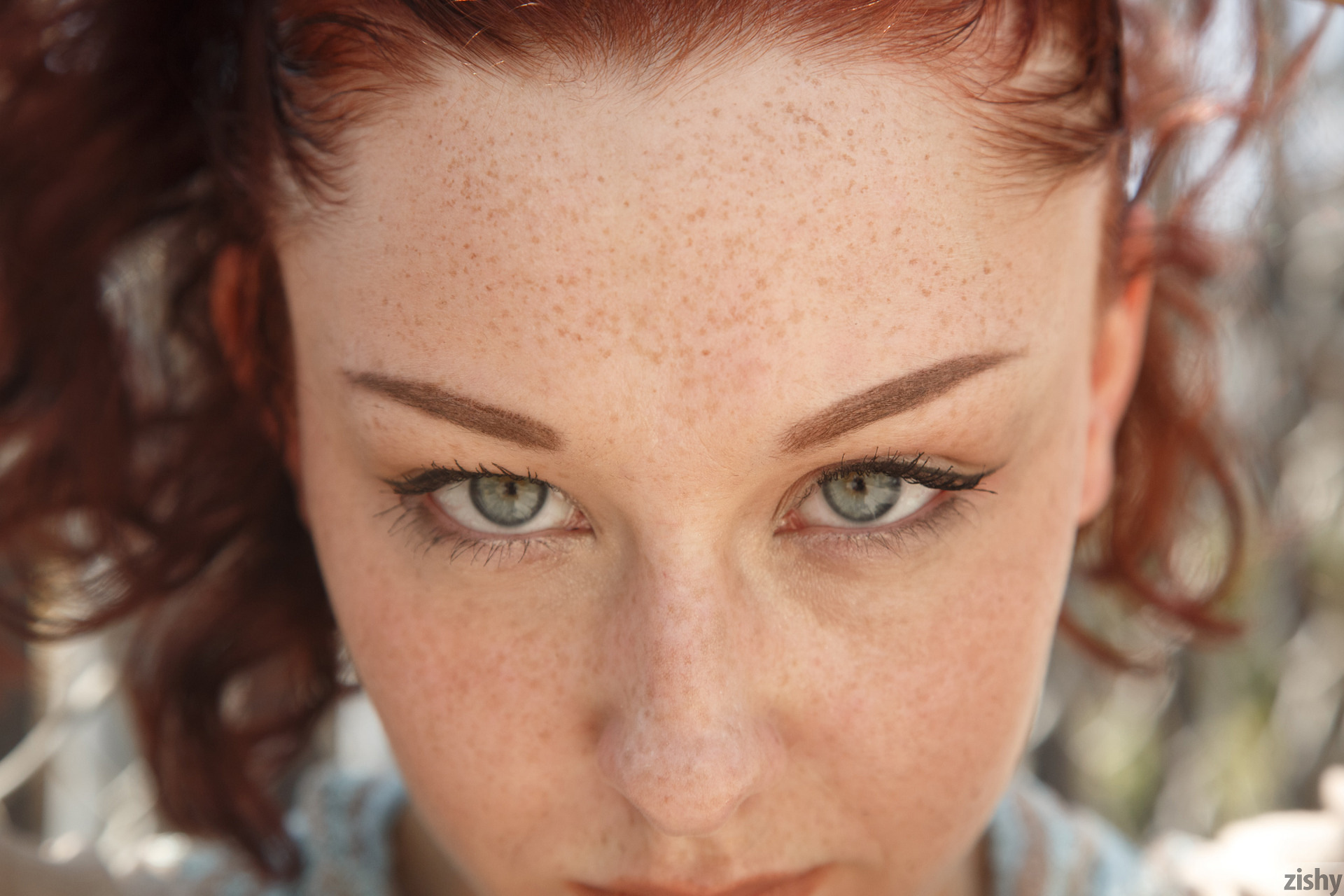 Women Face Redhead Blue Eyes Freckles Closeup Outdoors Women Outdoors Barbed Wire Fence 1920x1280