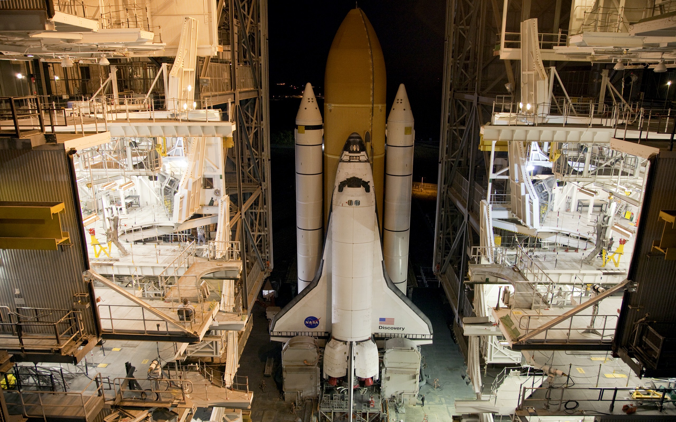 Space Shuttle Discovery NASA Space Shuttle 2560x1600