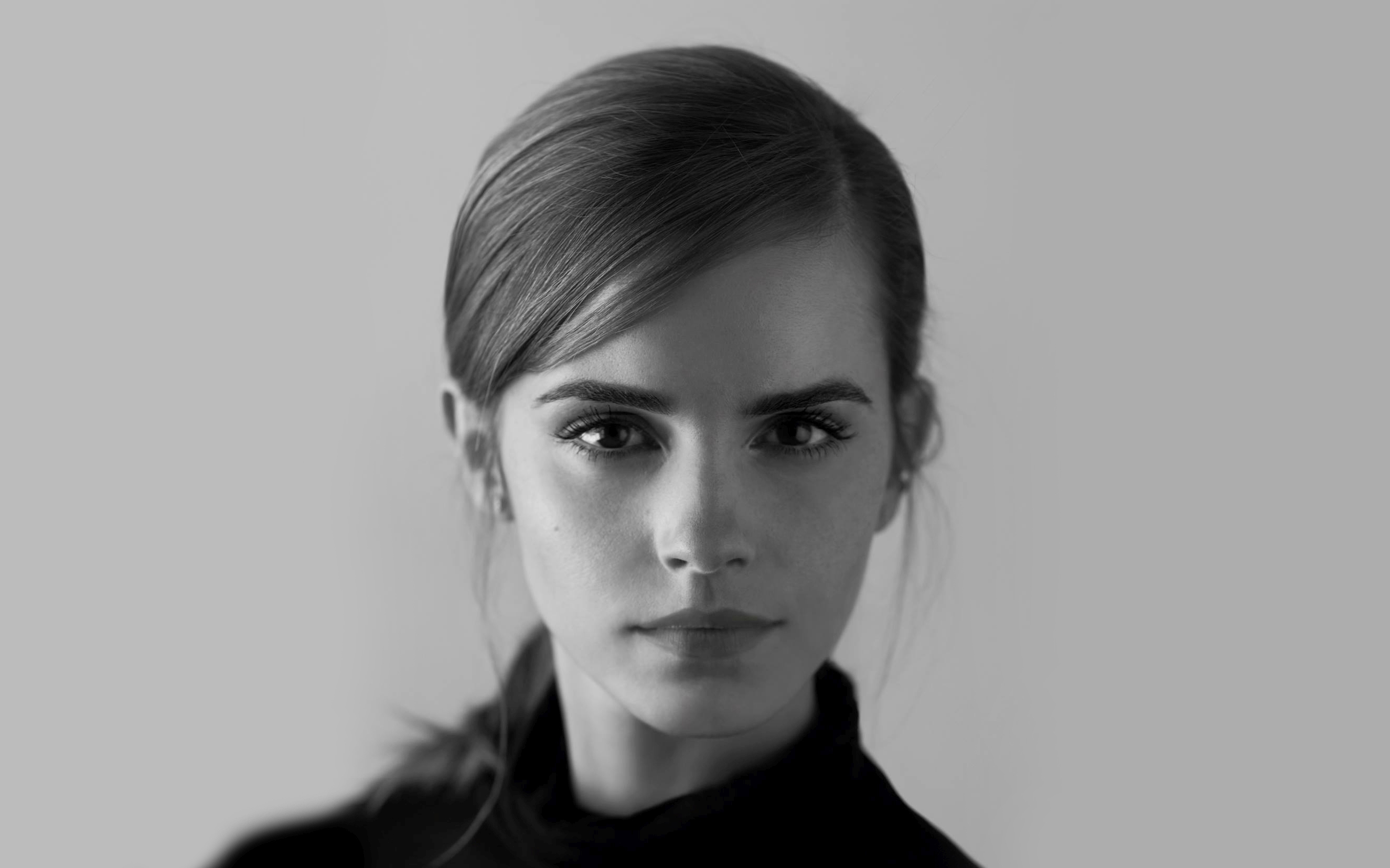 Monochrome Emma Watson Brunette Women Celebrity Gray Gray Background Looking At Viewer Actress 2650x1656