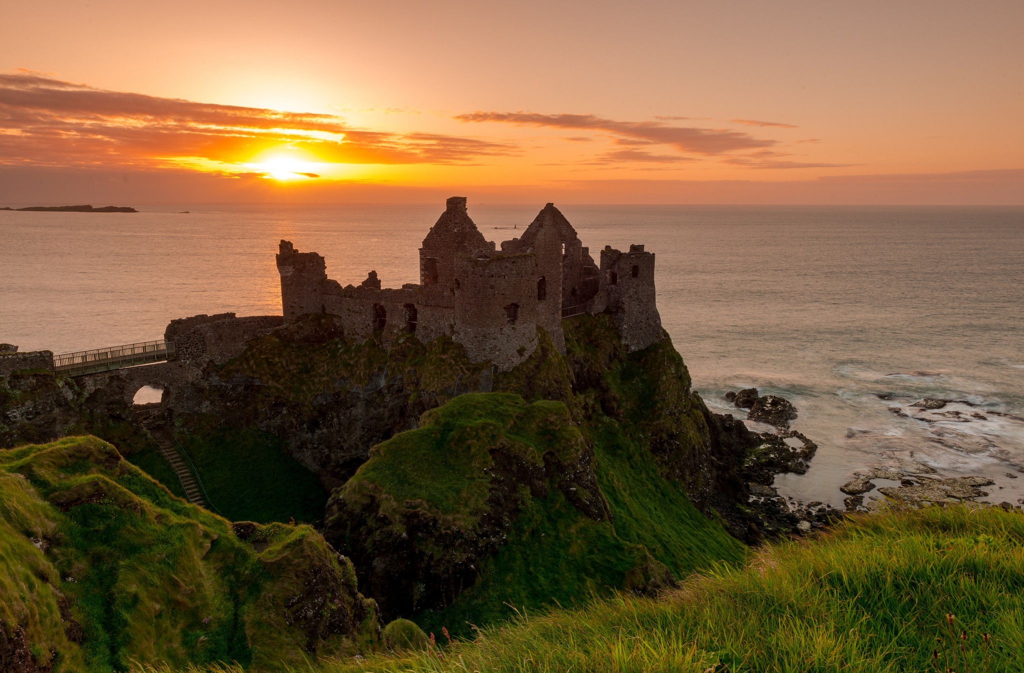 Dunluce Antrim Ireland Sunset Ruin 2048x1347