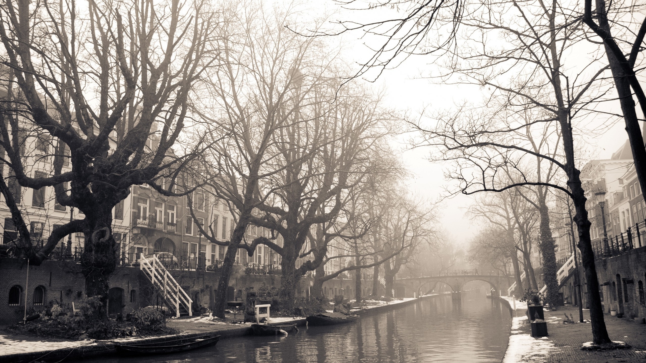 Utrecht Sepia River Snow Mist Boat Without People 2560x1440