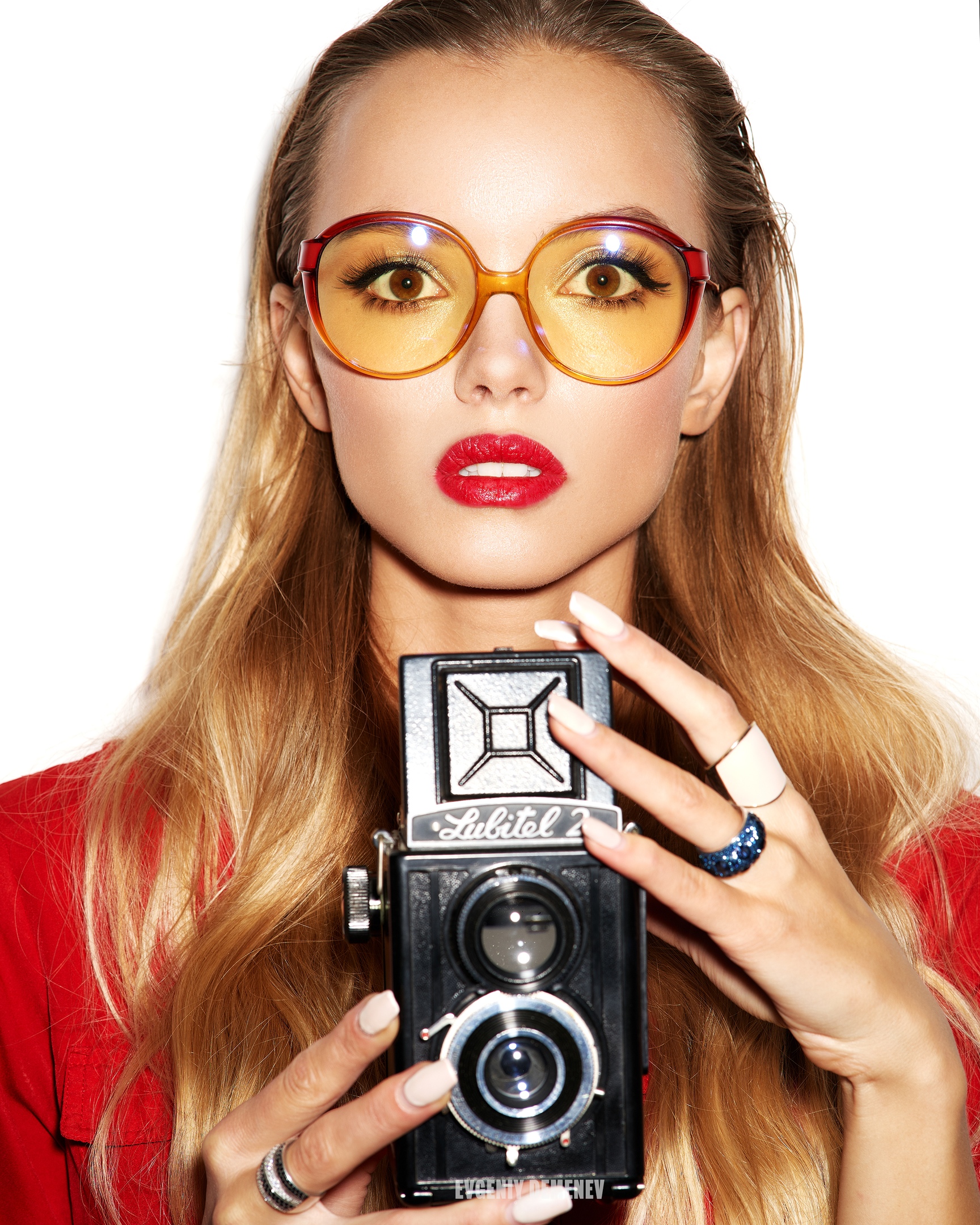 Evgeny Demenev Women Brunette Sunglasses Portrait Red Clothing Rings Camera Red Lipstick White Backg 1728x2160