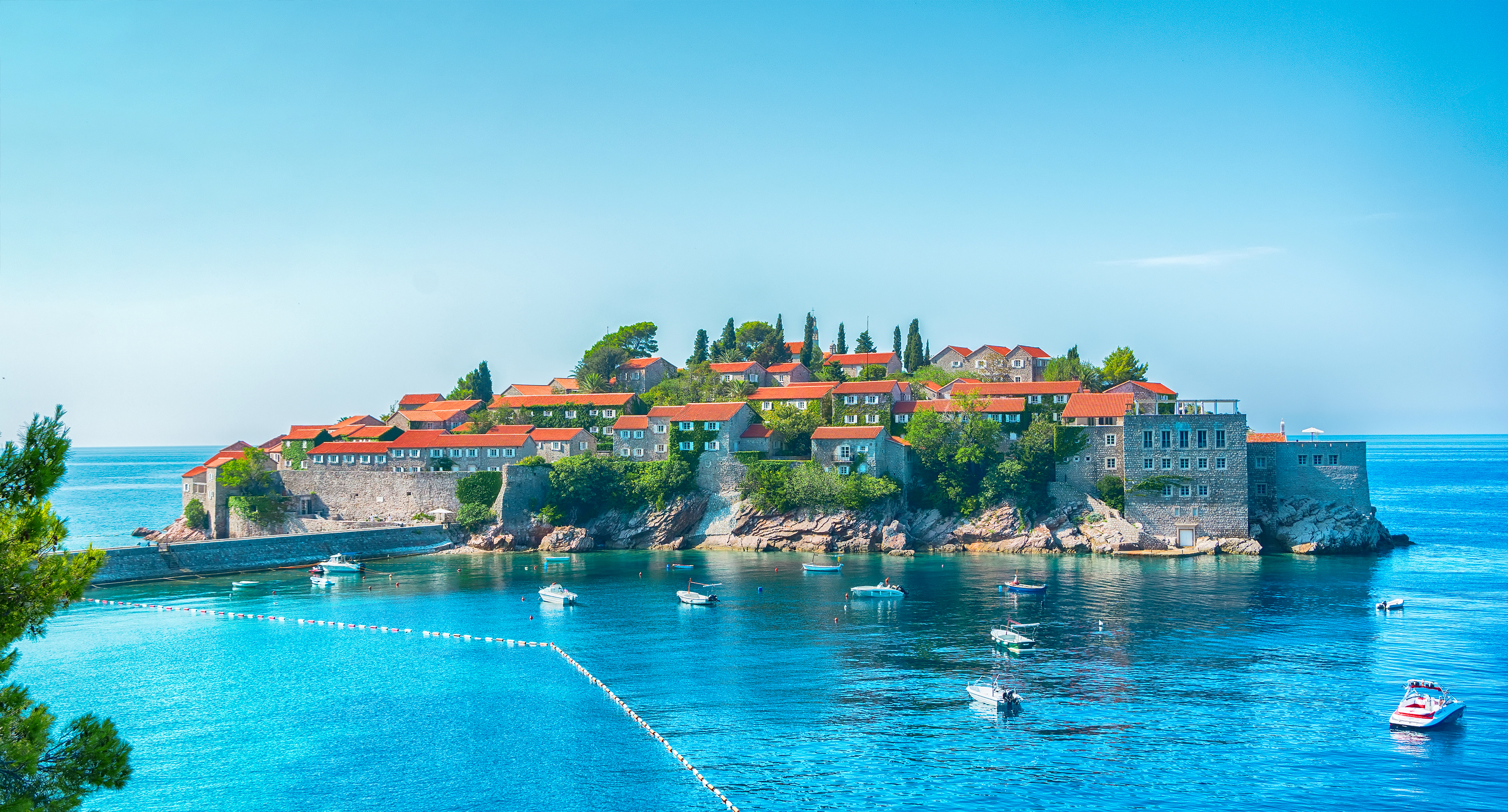 Montenegro Island House Boat Village 3600x1939