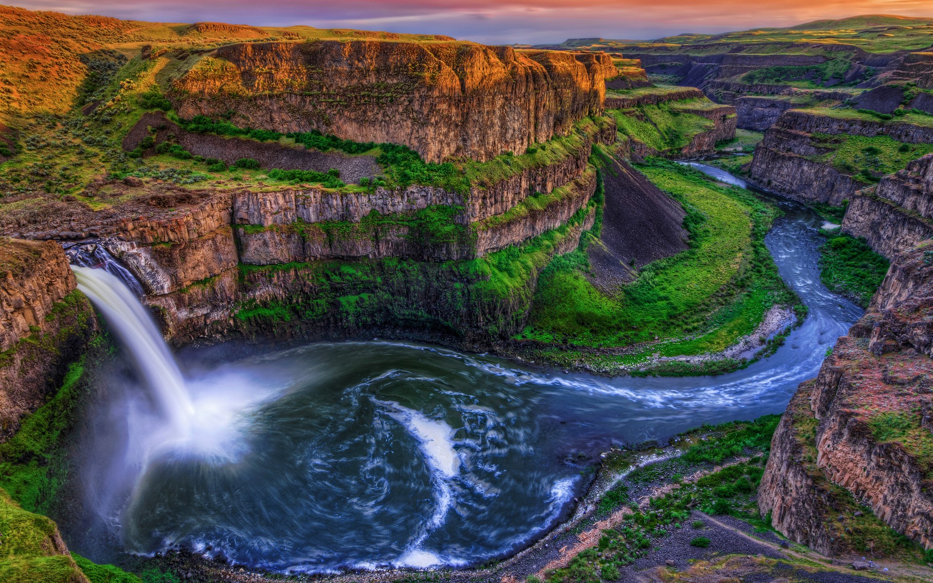 Waterfall Palouse Falls 1920x1200