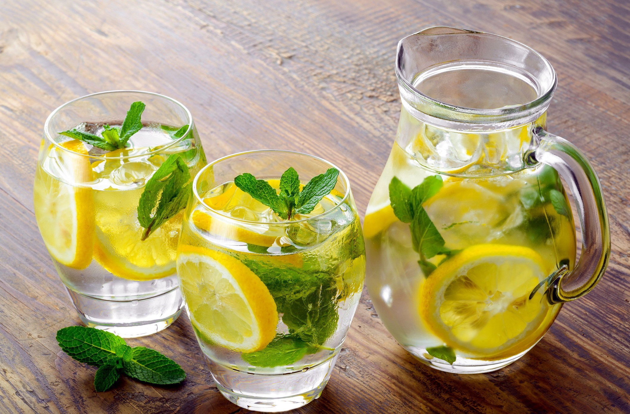 Still Life Lemons Leaves Lemonade Mint Leaves Drink Drinking Glass Wooden Surface 2119x1394