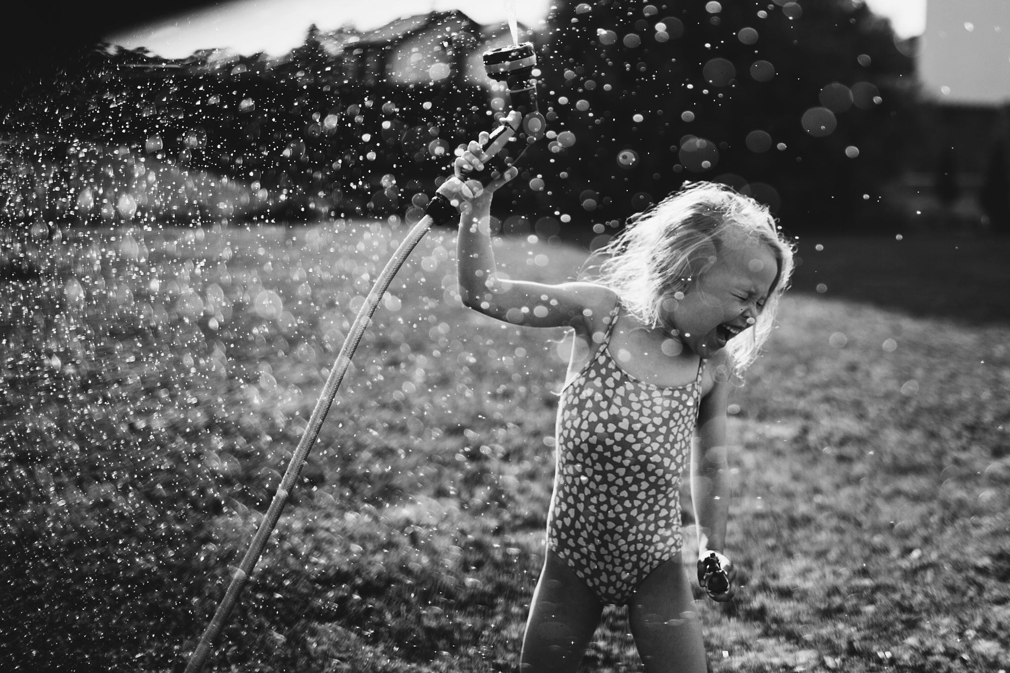 Children Water Hose Grass Laughing Monochrome 2000x1333