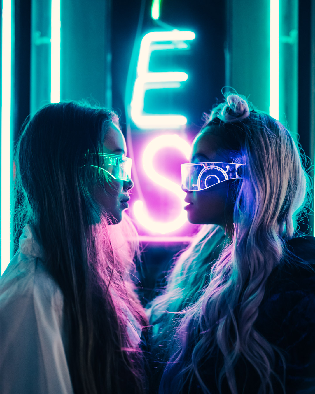 Women Model Portrait Neon Neon Lights Dyed Hair Brunette Face To Face Long Hair Cyberpunk Profile As 1080x1350
